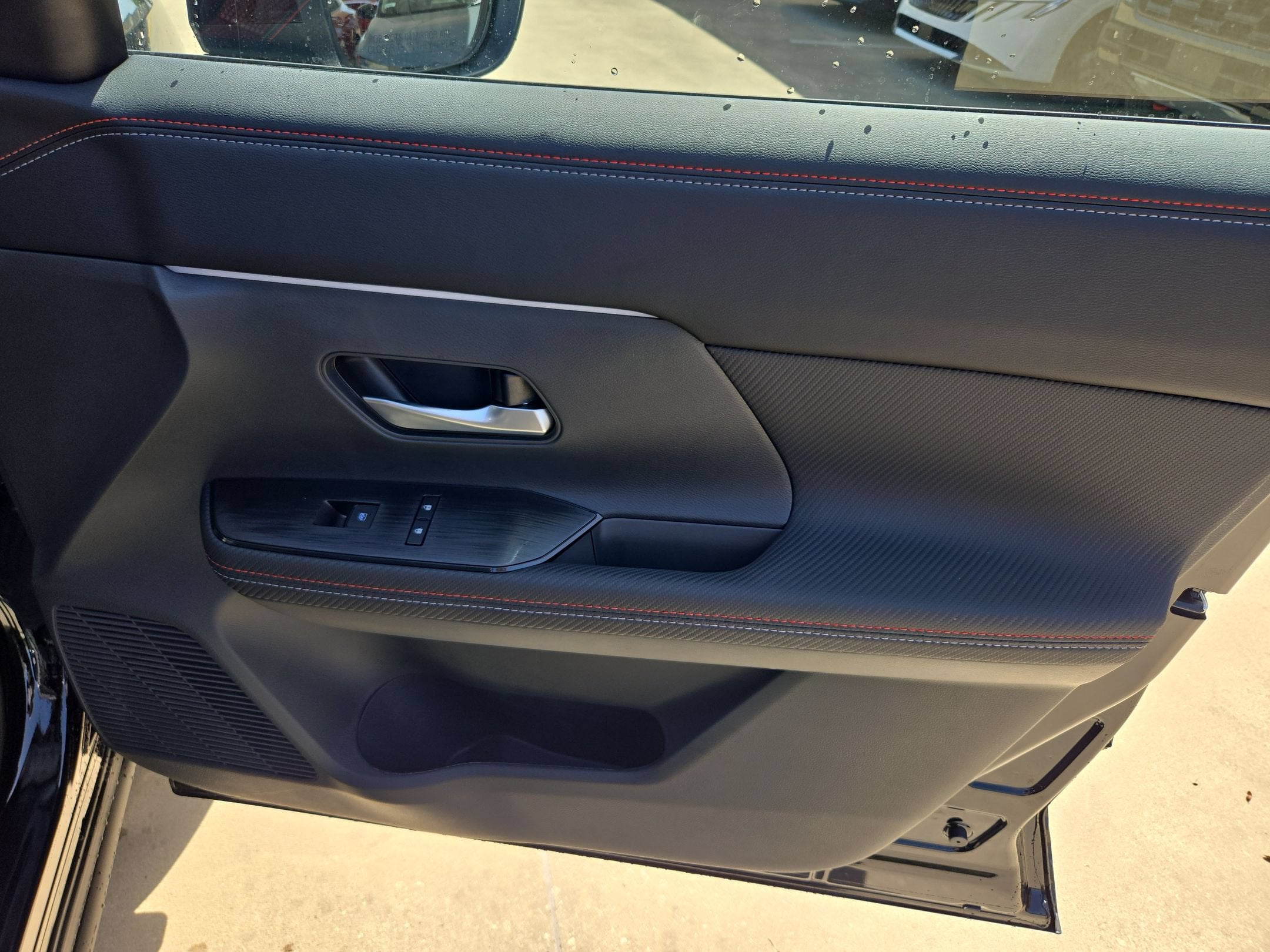2027 Nissan Kicks SR