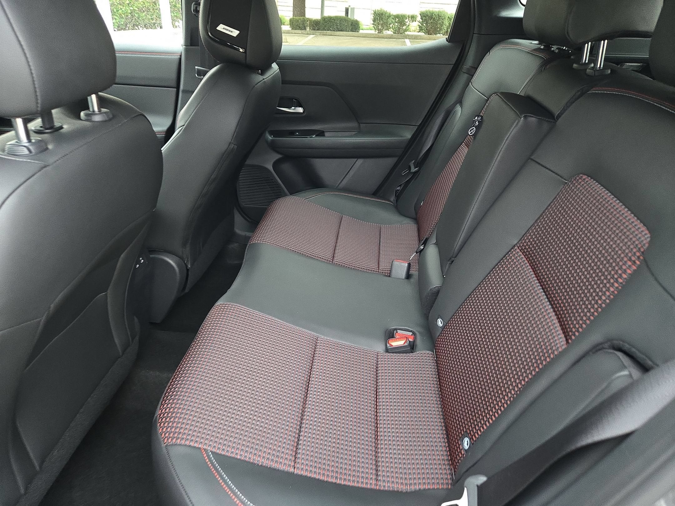 2027 Nissan Kicks SR