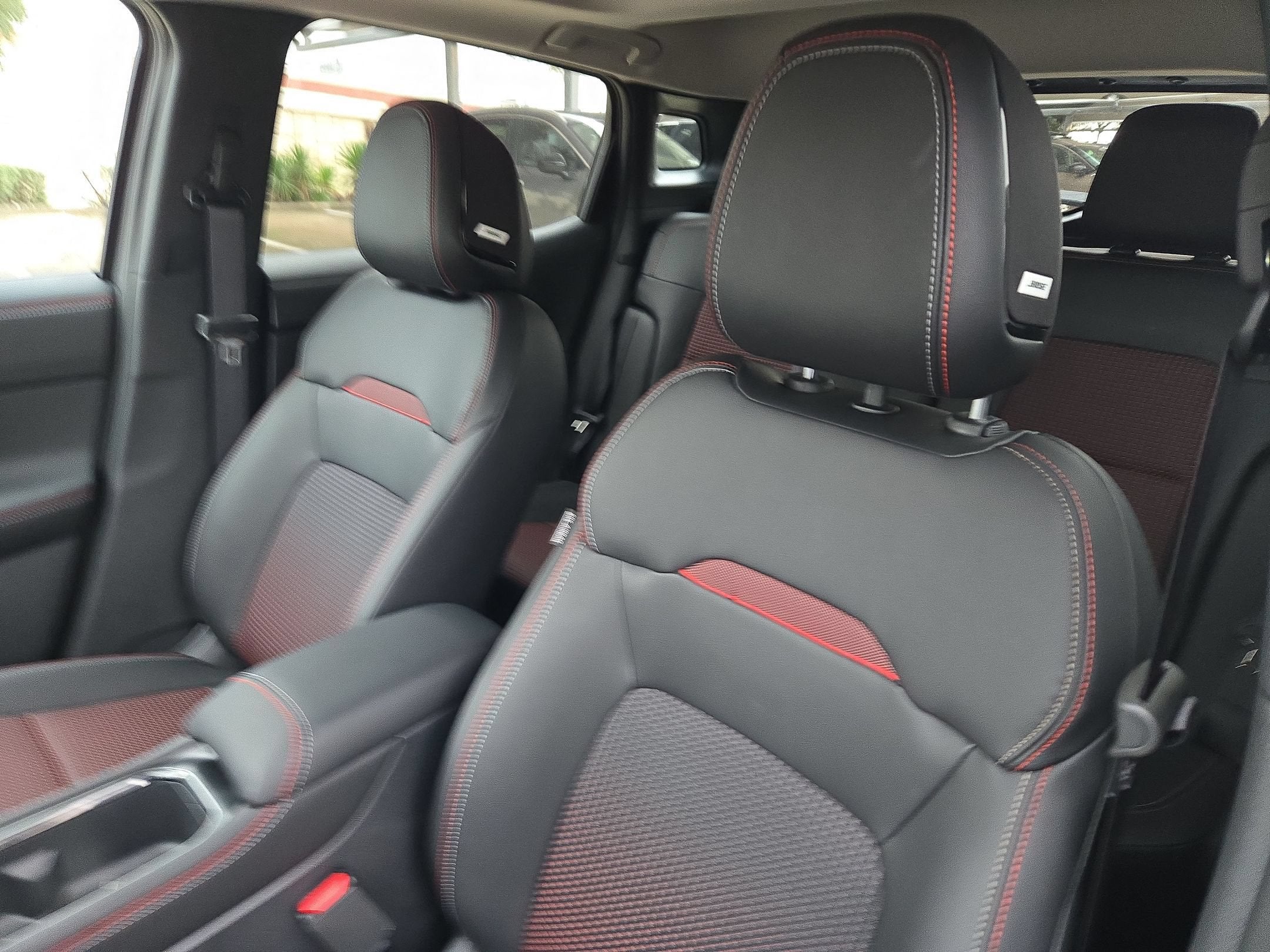2027 Nissan Kicks SR