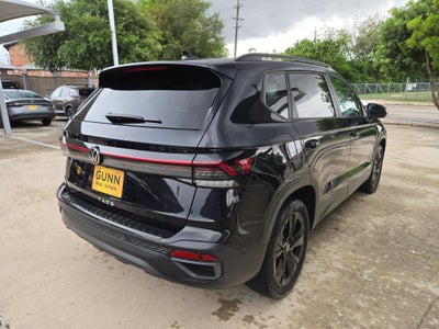 2025 Volkswagen Taos SE Black