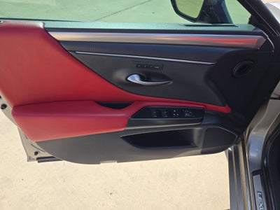 2019 Lexus ES F SPORT