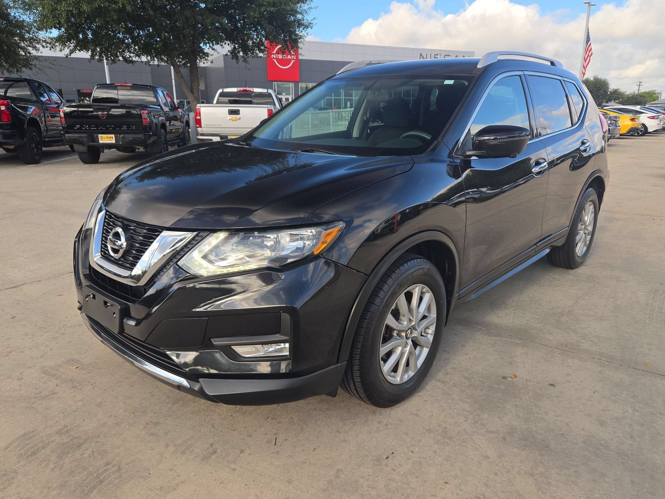 2017 Nissan Rogue SV