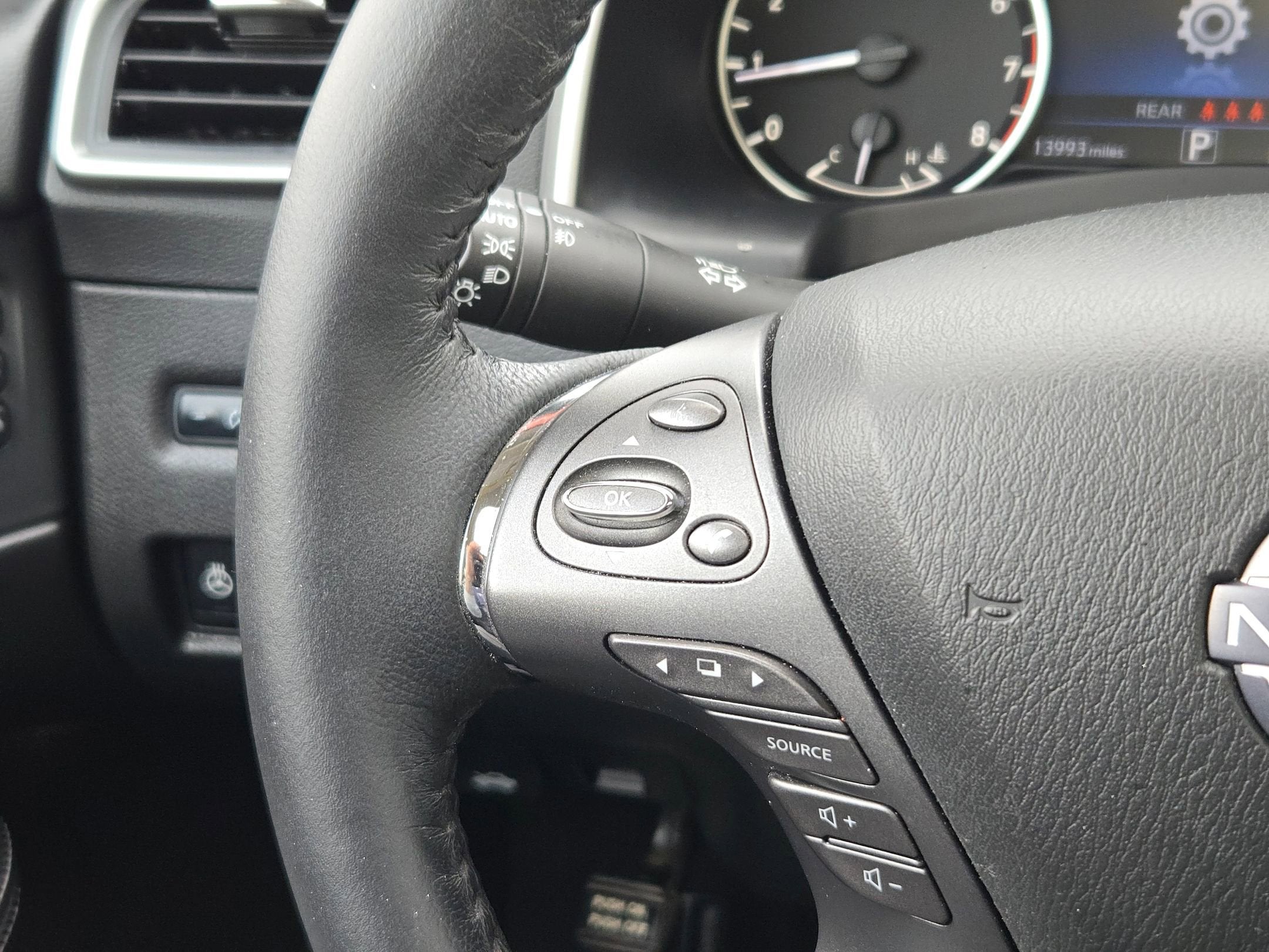 2024 Nissan Murano SL