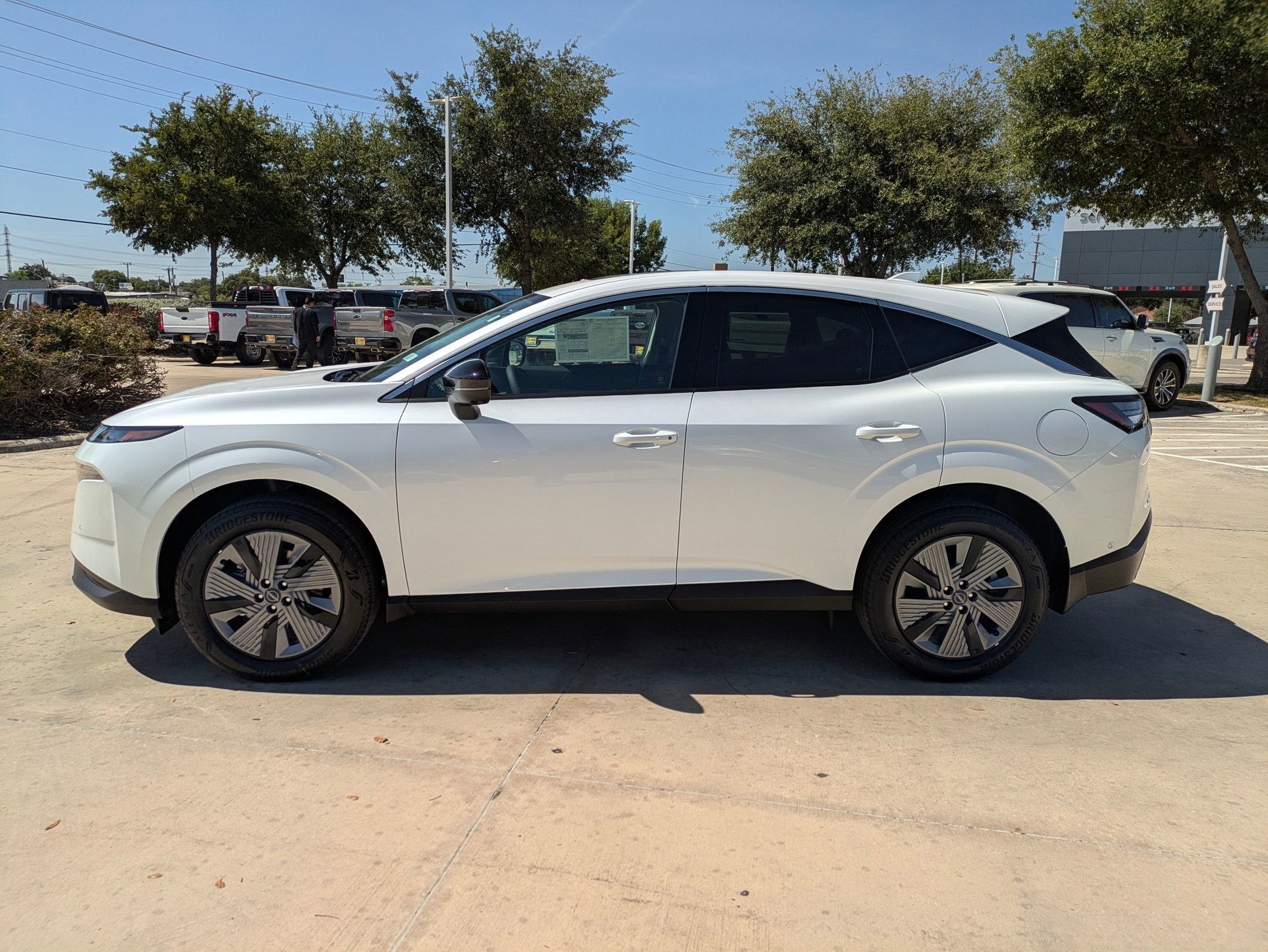 2025 Nissan Murano SL