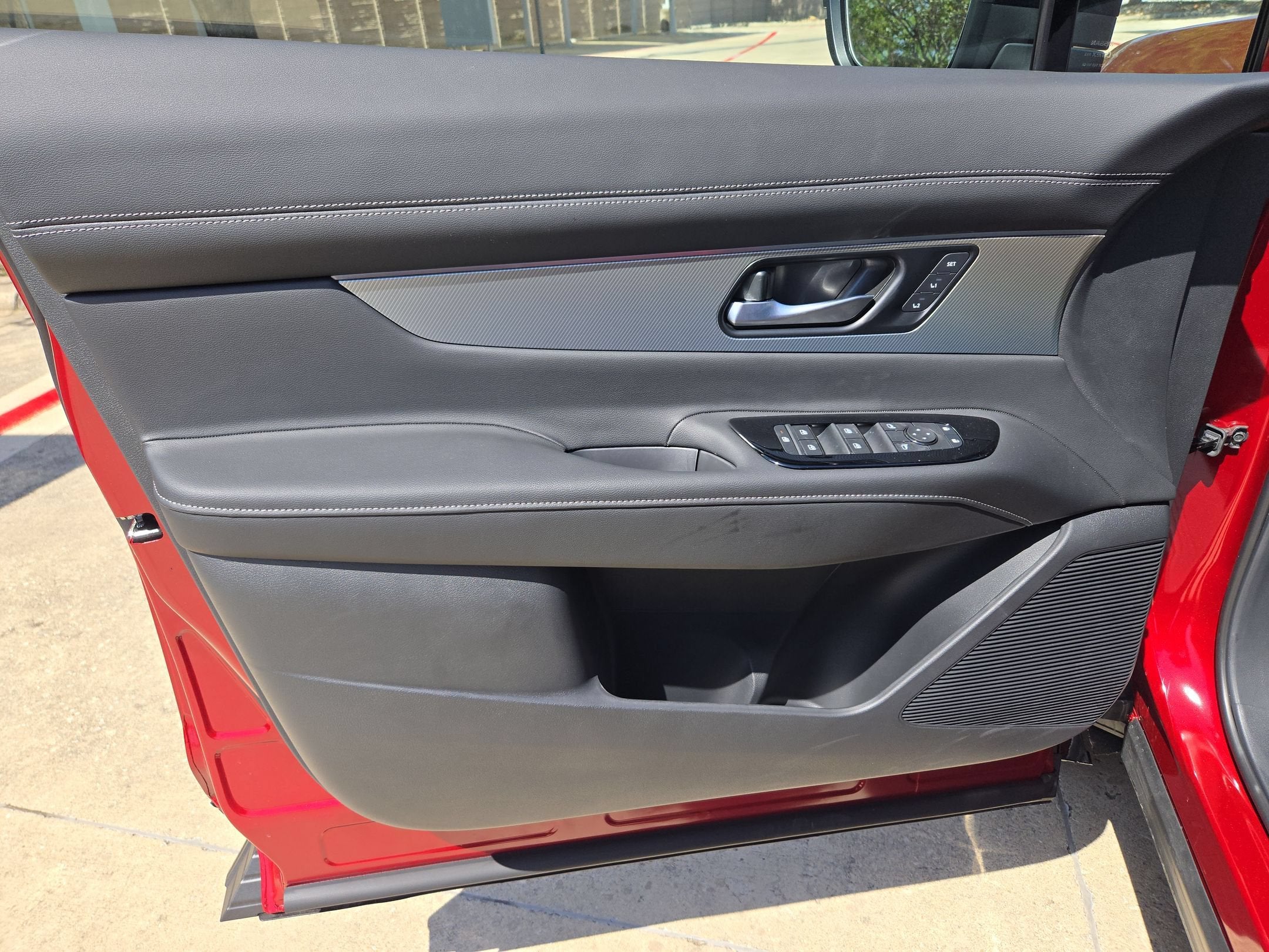2027 Nissan Murano Dark Armor