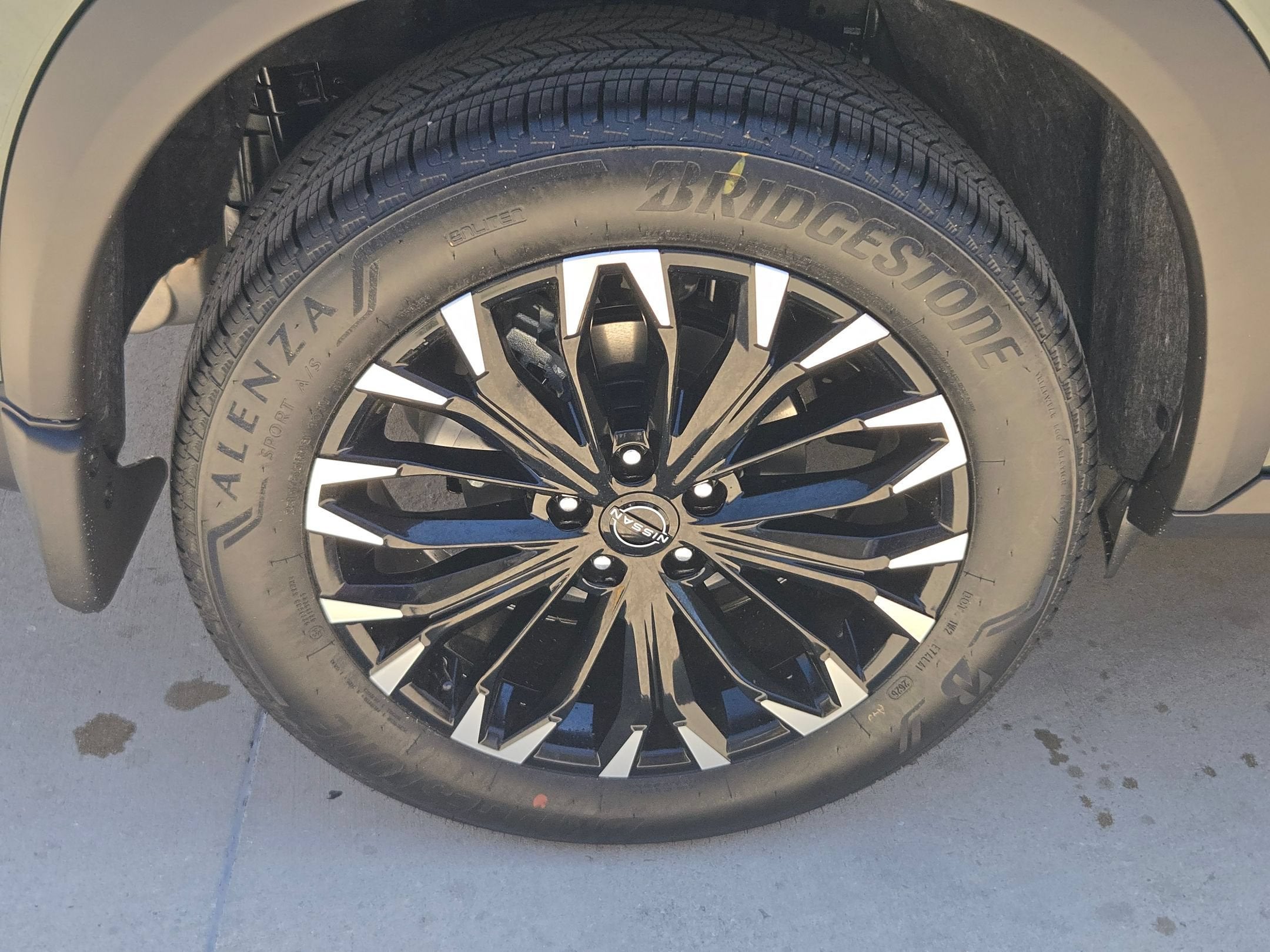 2026 Nissan Rogue Dark Armor™