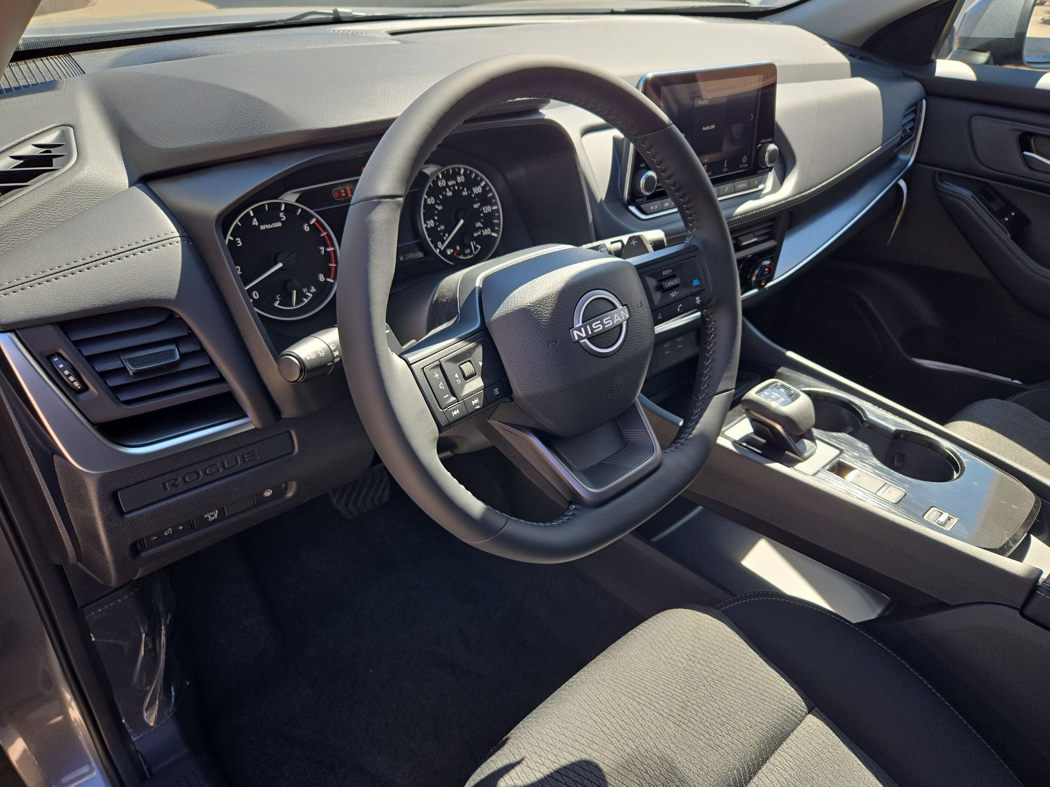 2027 Nissan Rogue SV