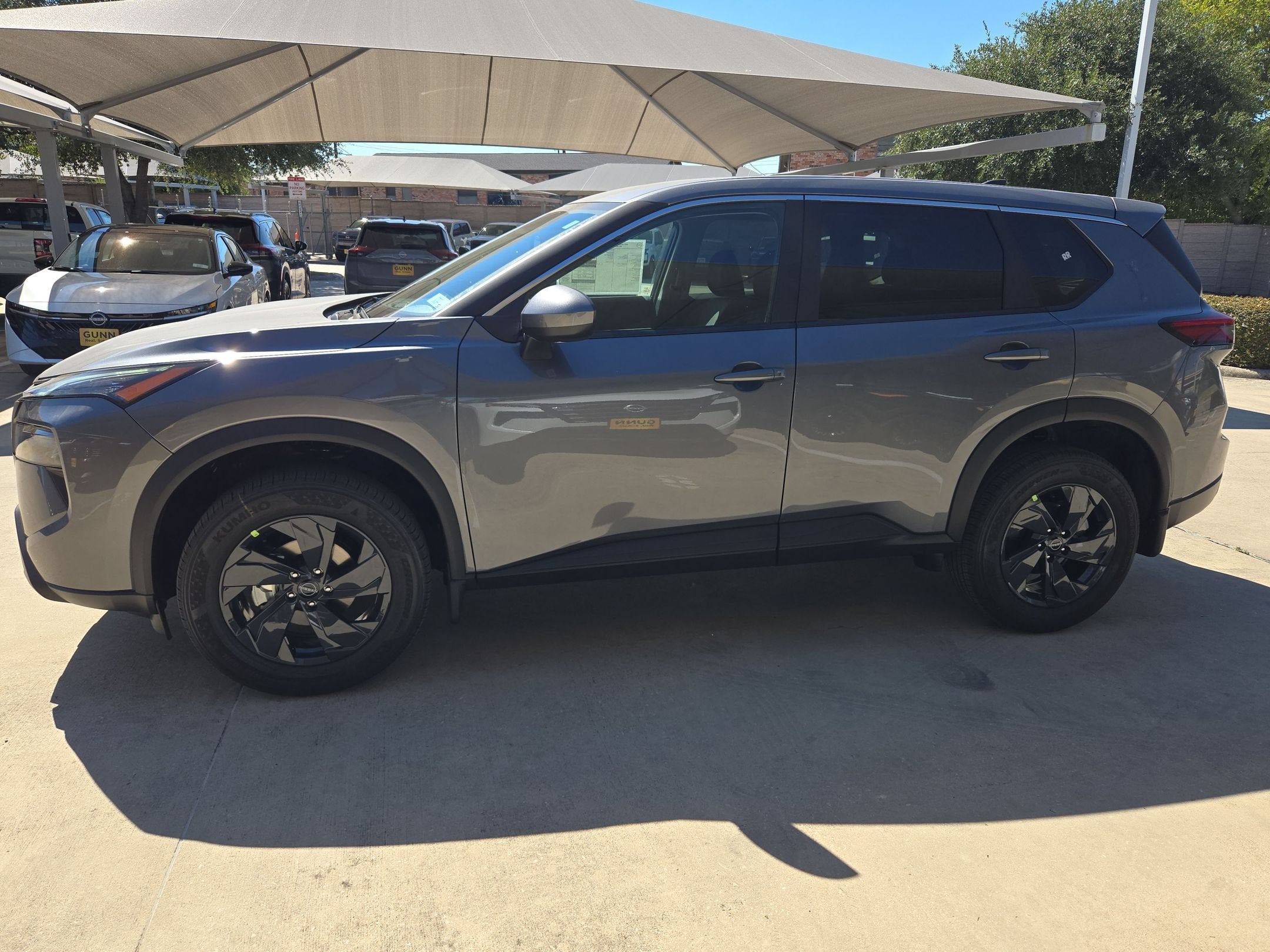 2027 Nissan Rogue SV