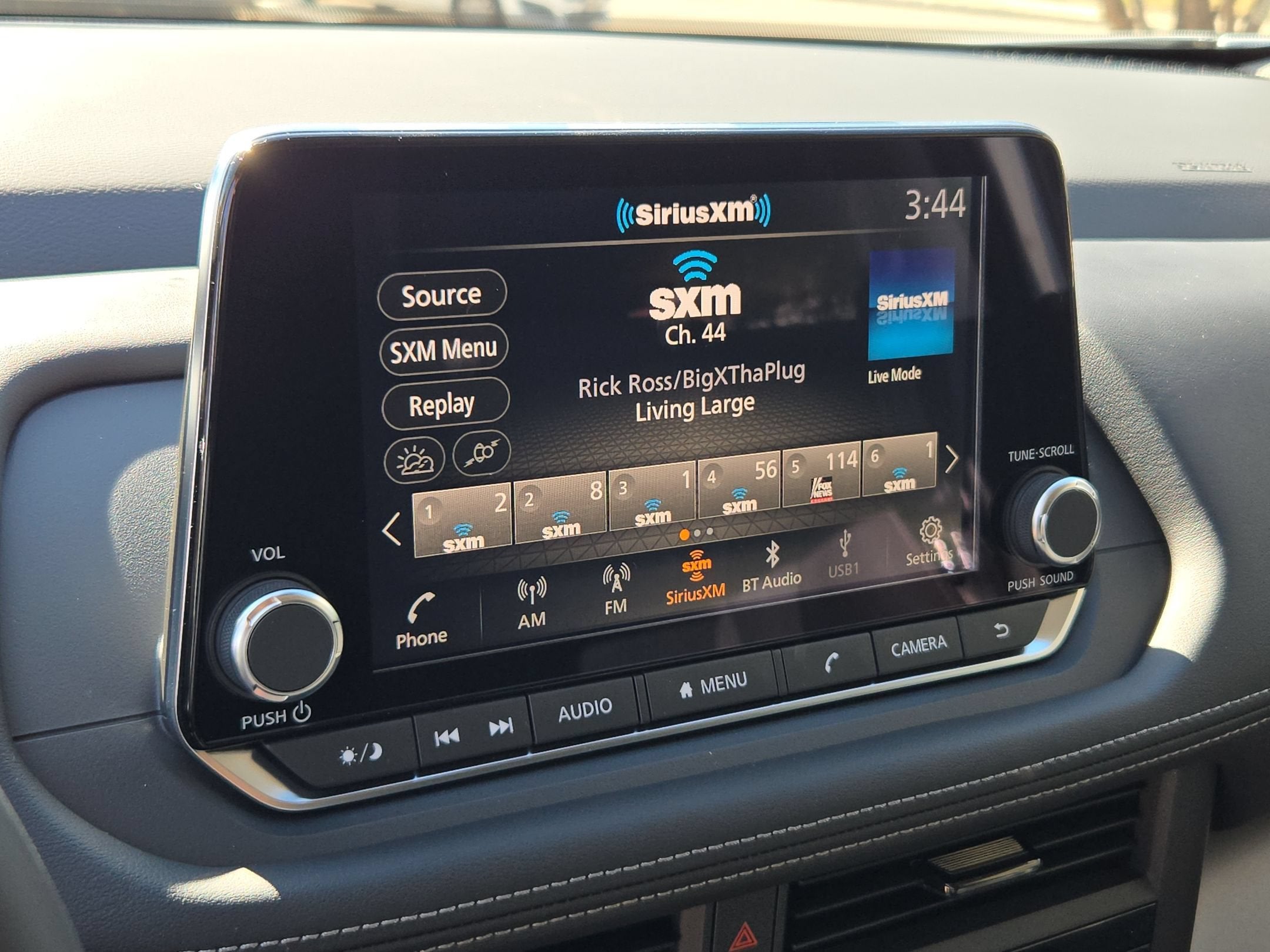 2027 Nissan Rogue SV