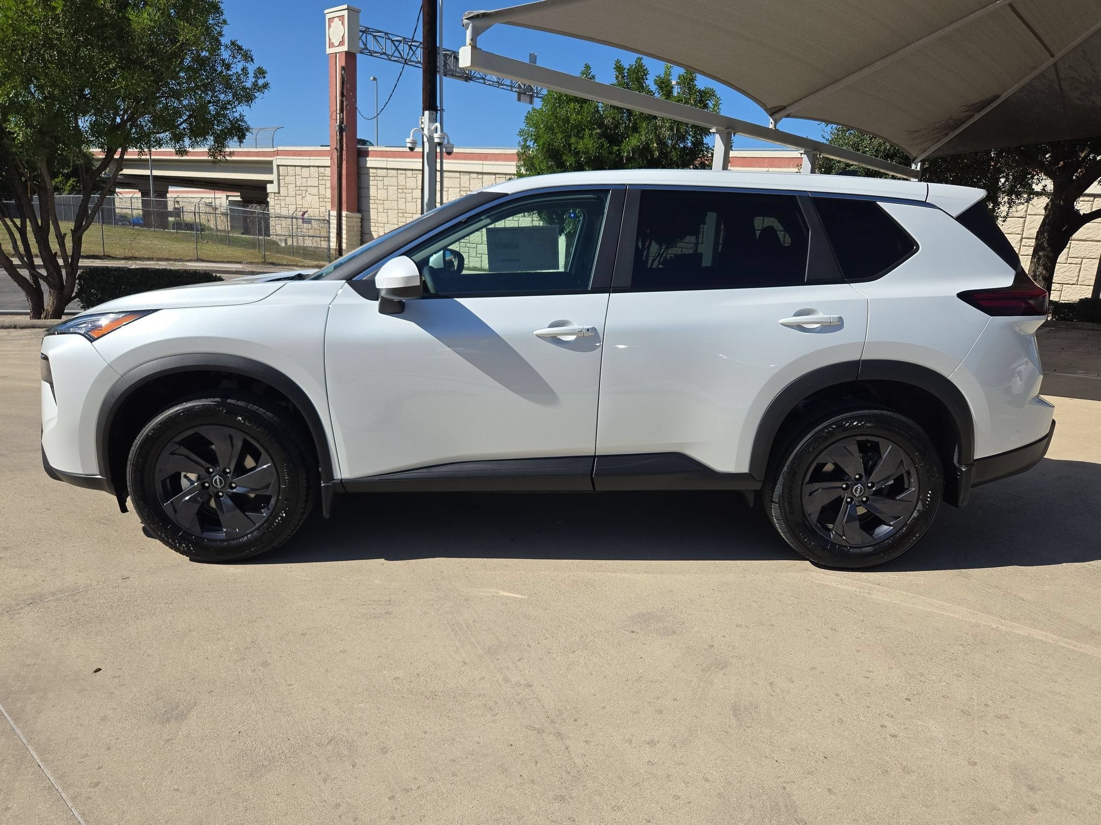 2027 Nissan Rogue SV