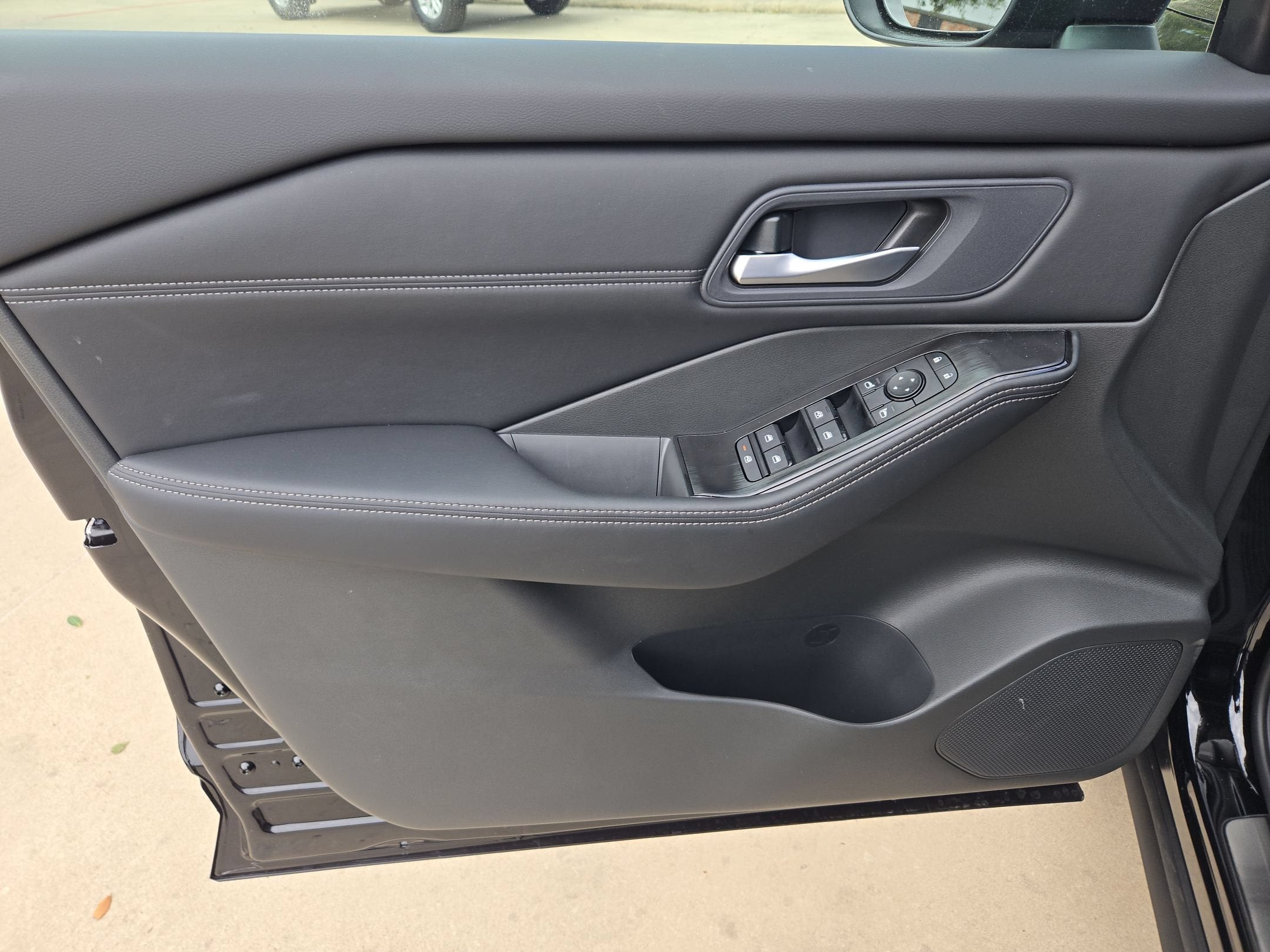 2027 Nissan Rogue Dark Armor™