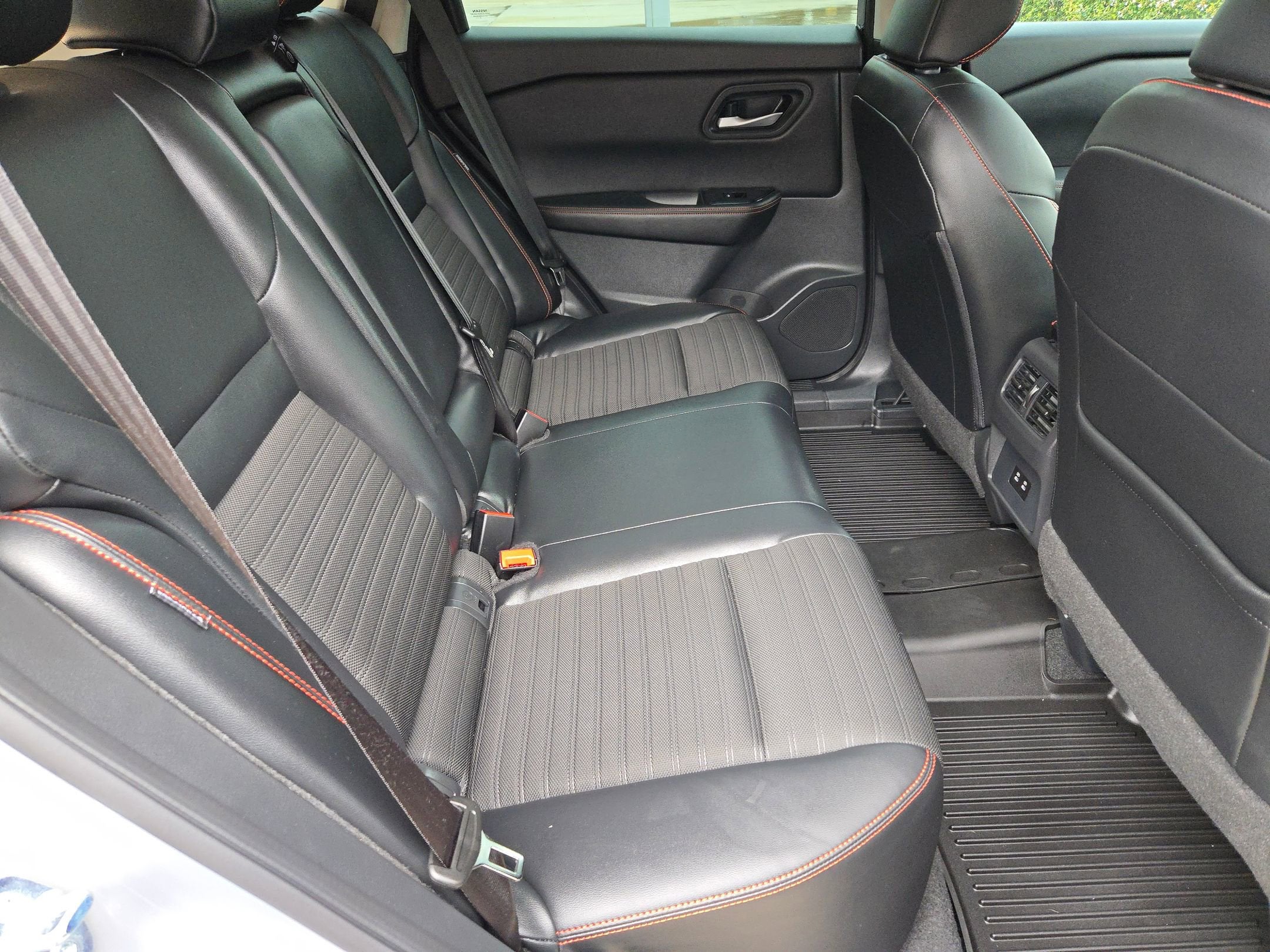2025 Nissan Rogue Rock Creek®