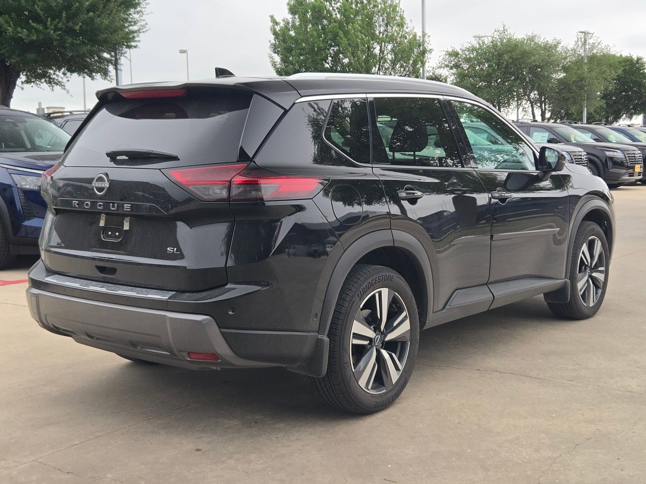 2024 Nissan Rogue SL