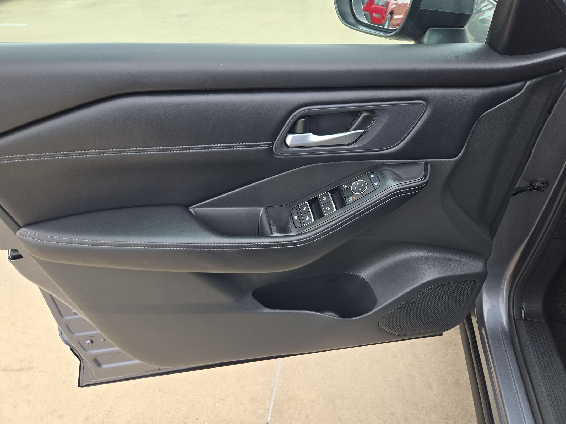 2026 Nissan Rogue SL