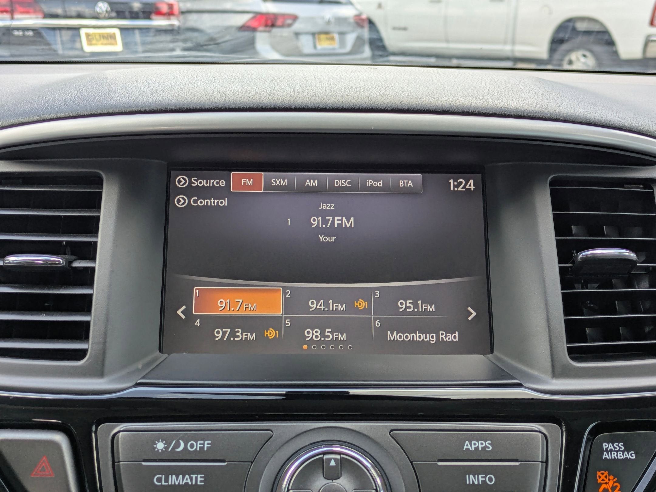 2020 Nissan Pathfinder SV