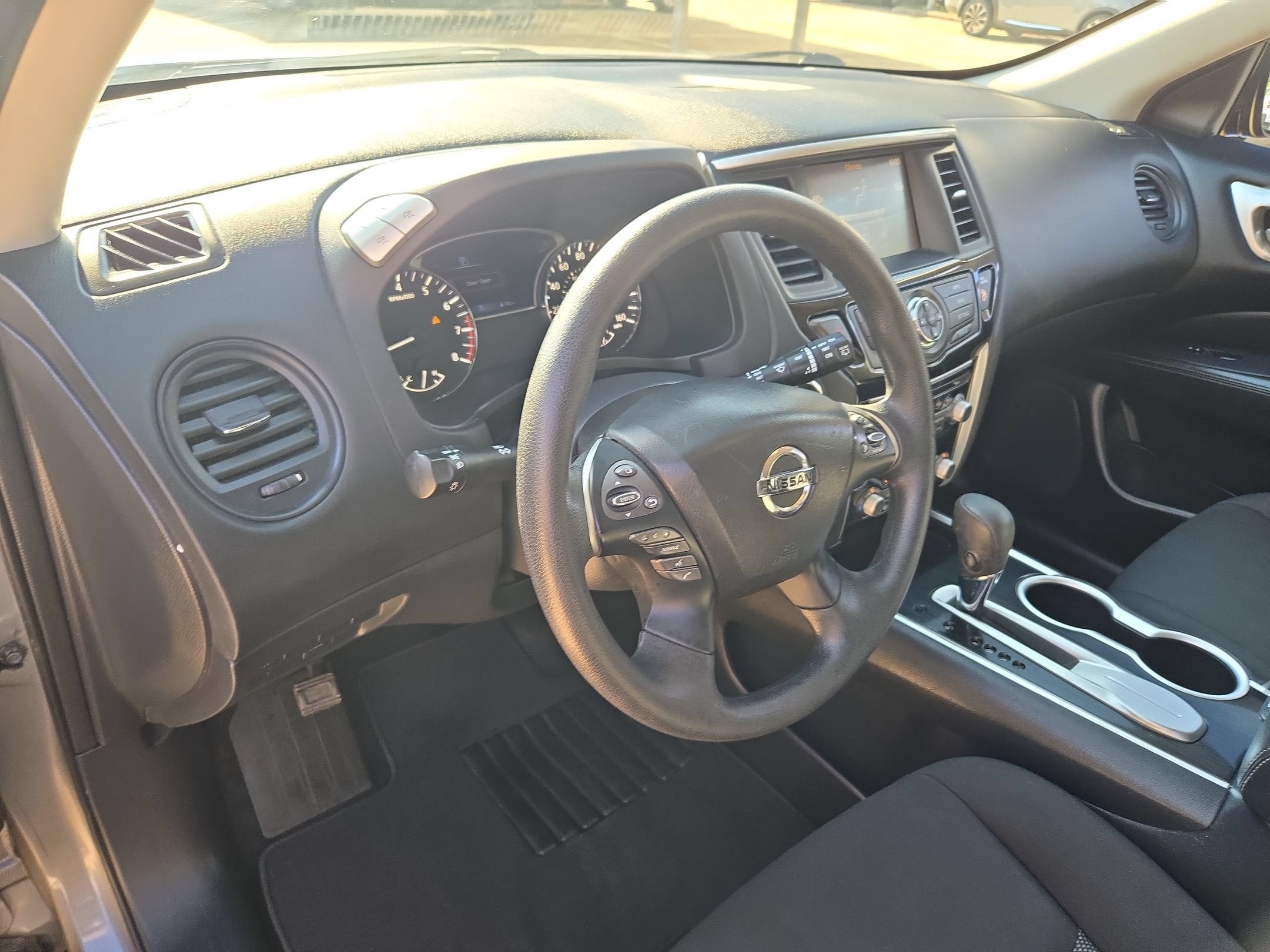 2019 Nissan Pathfinder S
