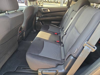 2019 Nissan Pathfinder S