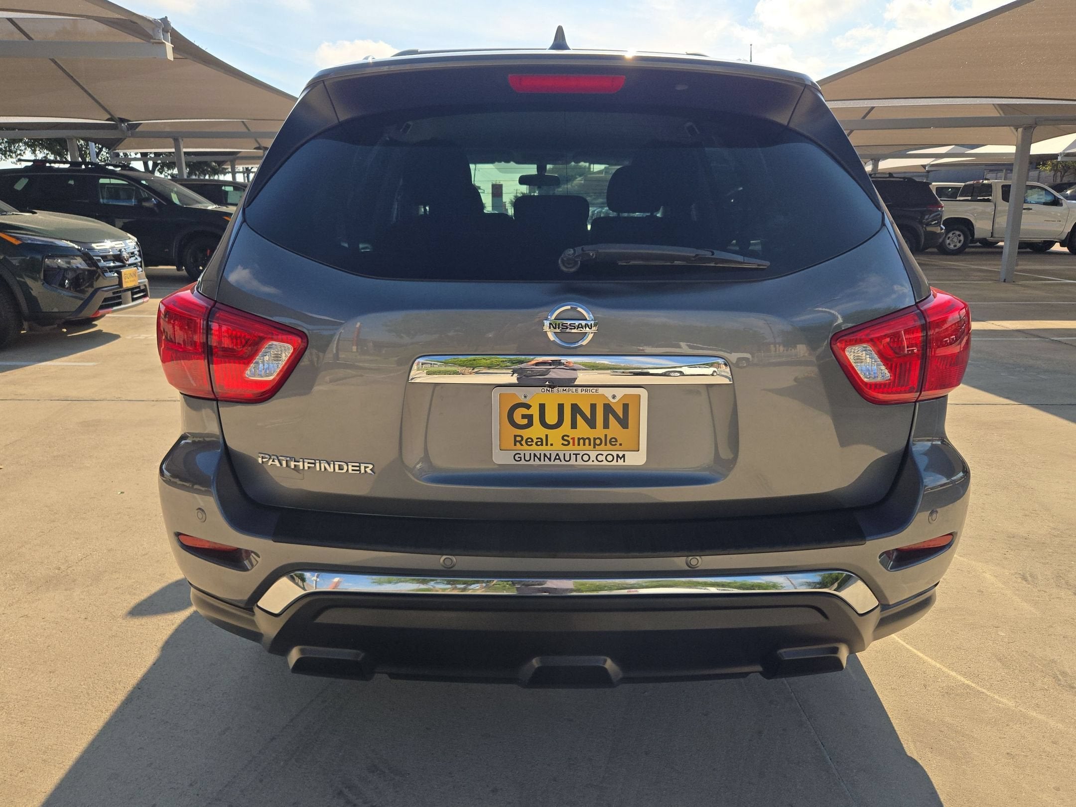 2019 Nissan Pathfinder S