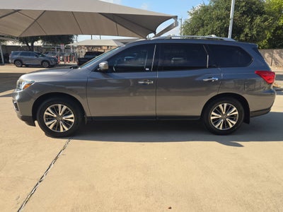 2019 Nissan Pathfinder S
