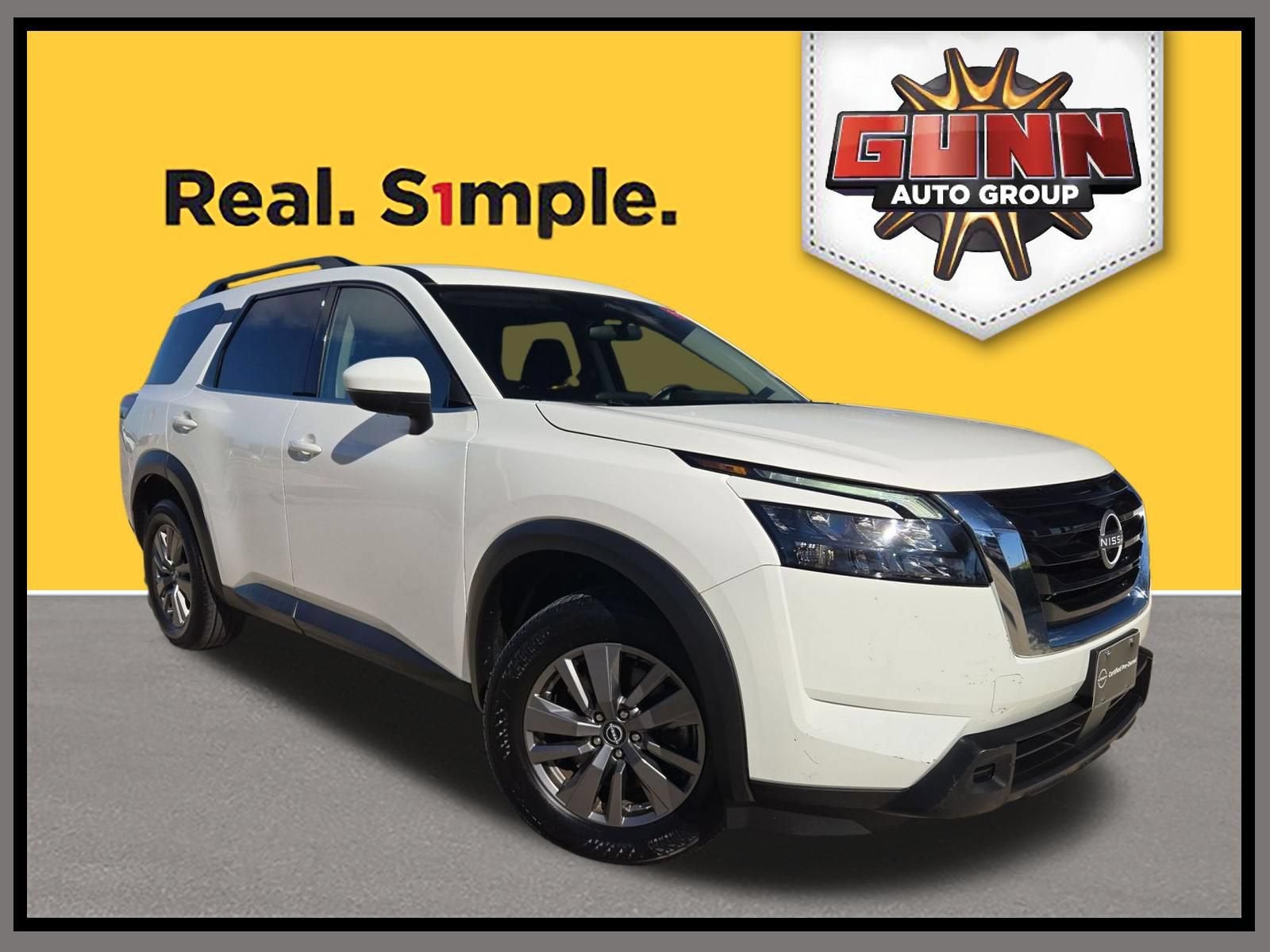 2025 Nissan Pathfinder SV