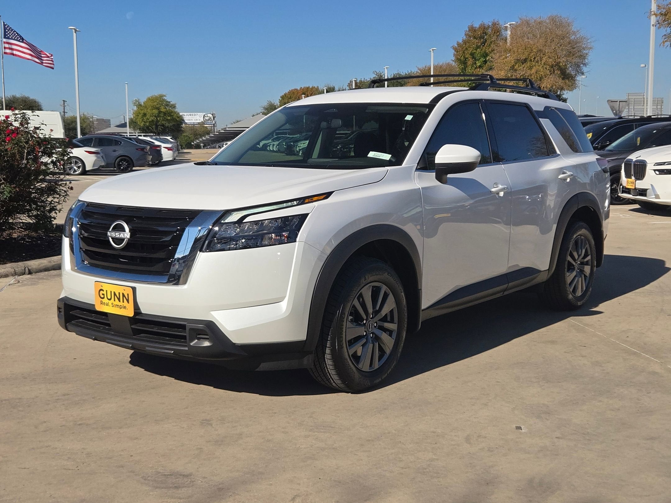 2025 Nissan Pathfinder SV