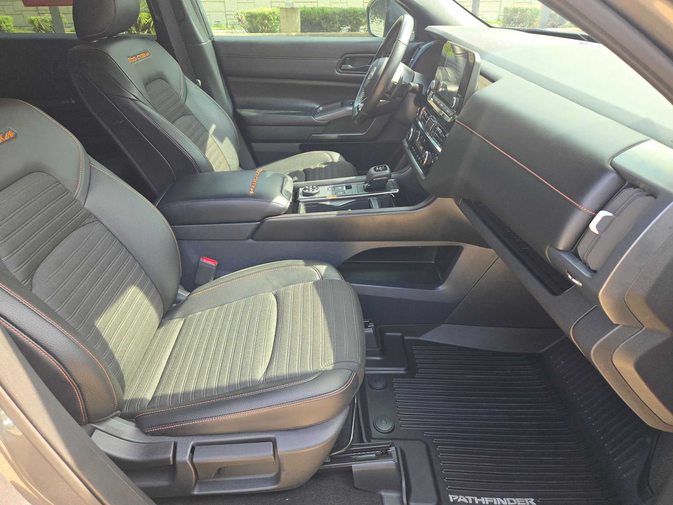2025 Nissan Pathfinder Rock Creek®