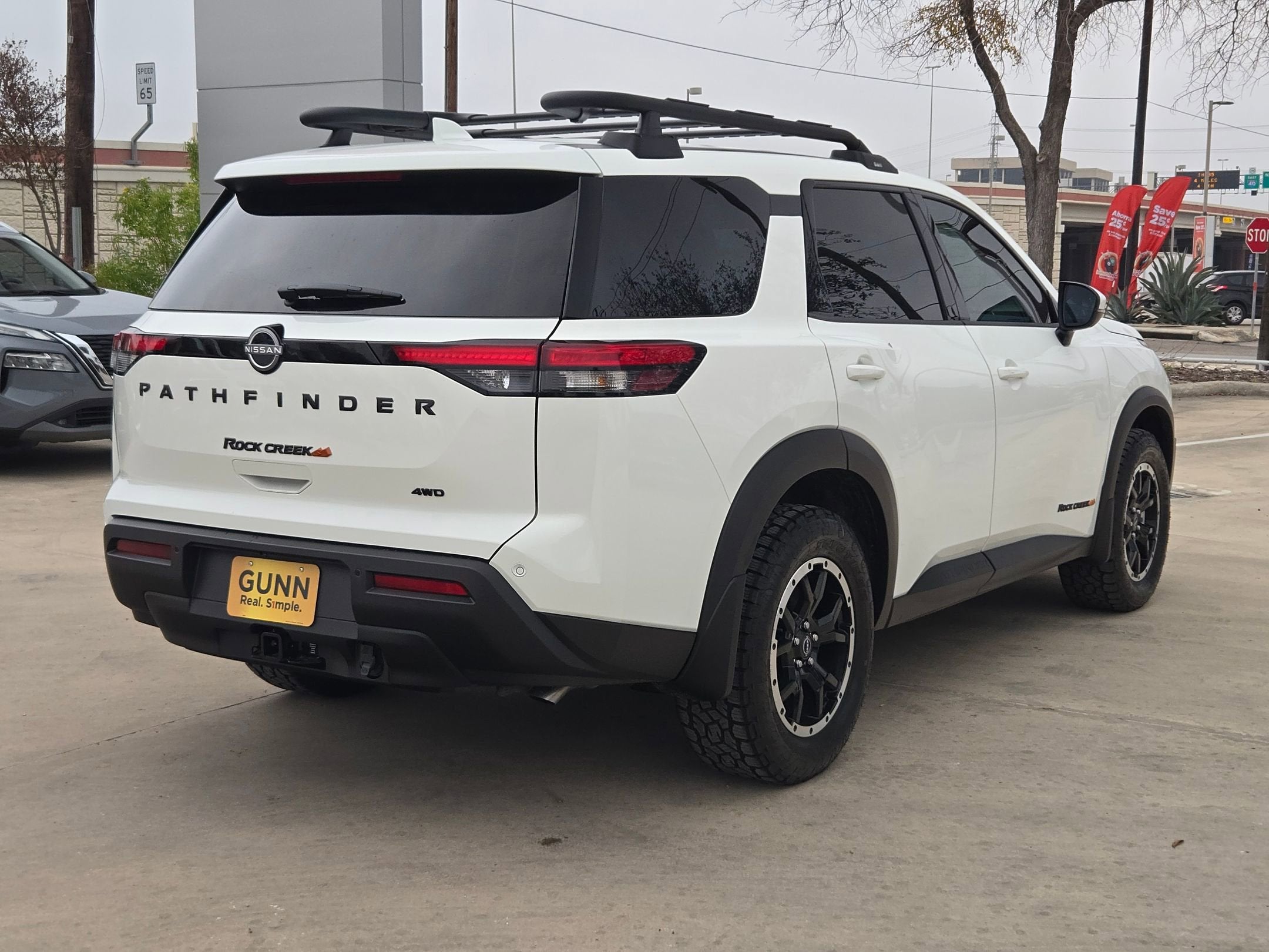 2025 Nissan Pathfinder Rock Creek®