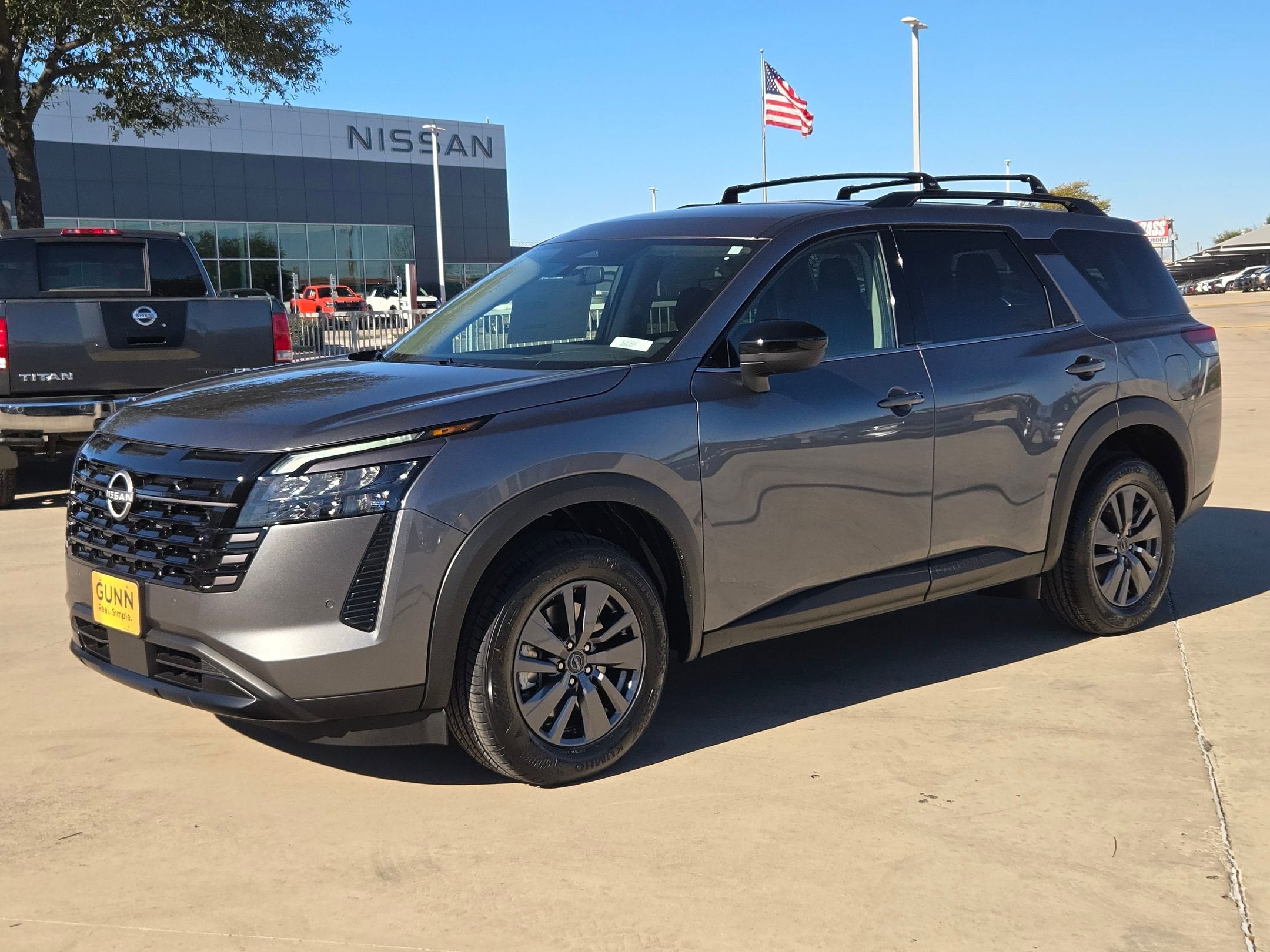 2026 Nissan Pathfinder SV