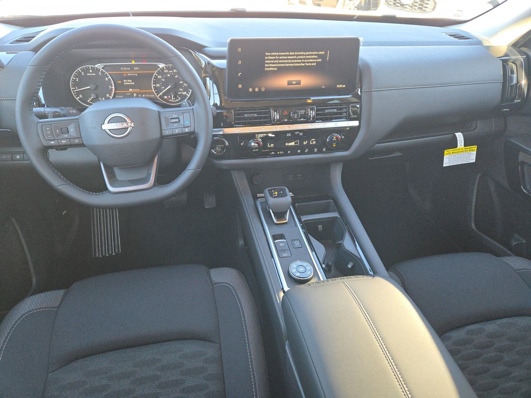 2026 Nissan Pathfinder SV