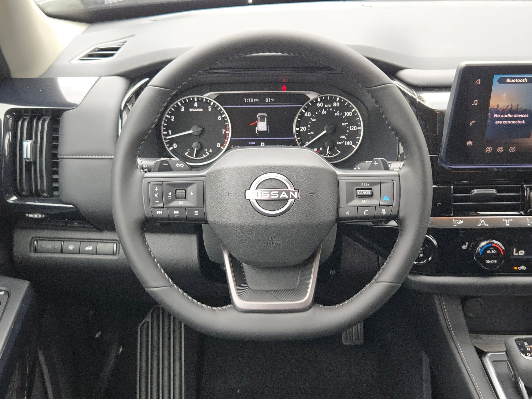 2026 Nissan Pathfinder SV