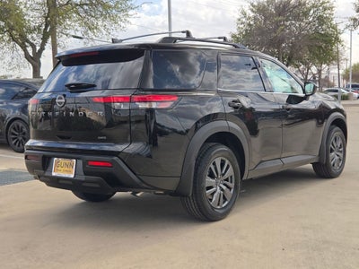 2026 Nissan Pathfinder SV