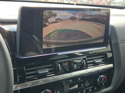 2026 Nissan Pathfinder SV