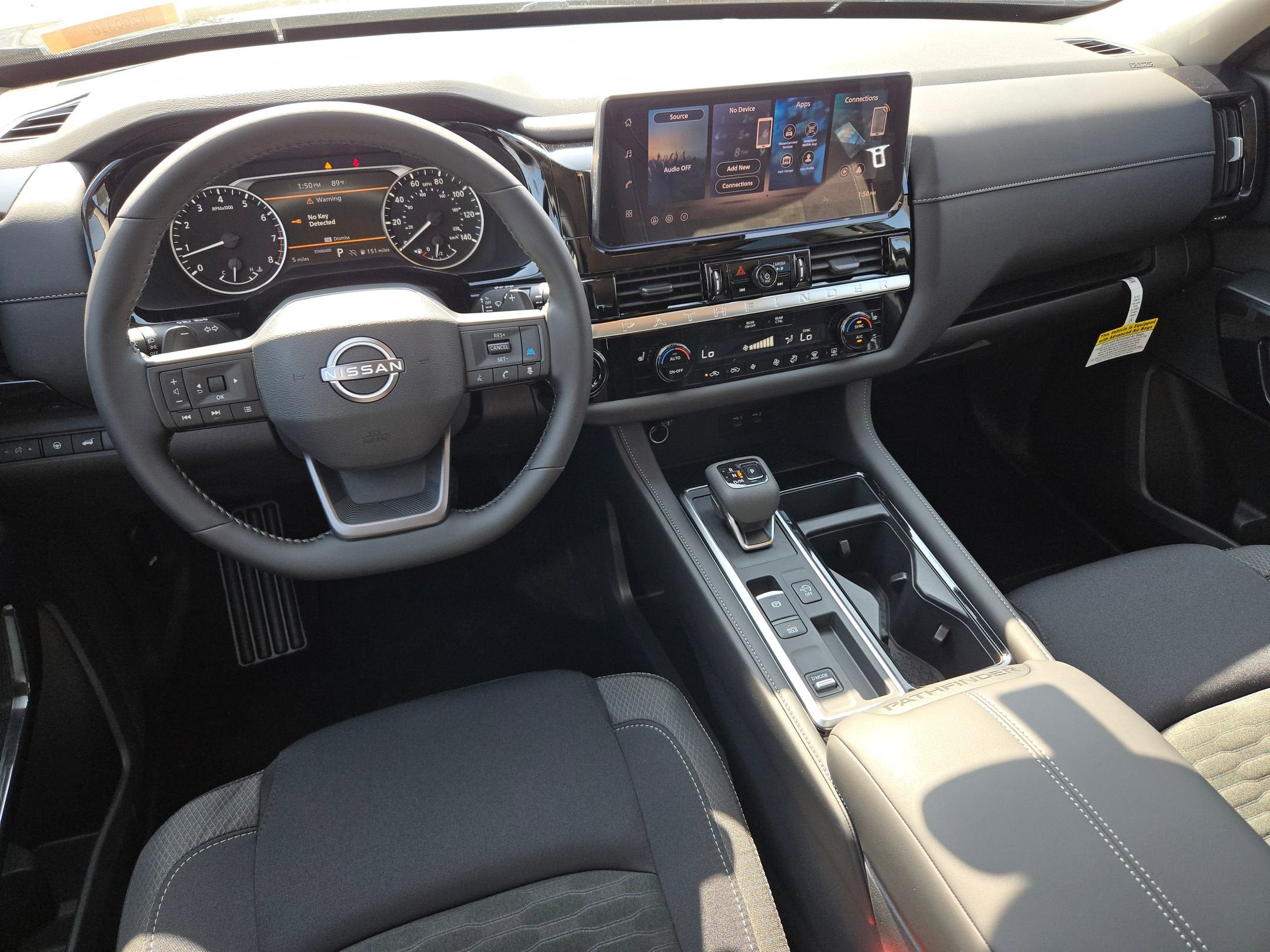 2026 Nissan Pathfinder SV