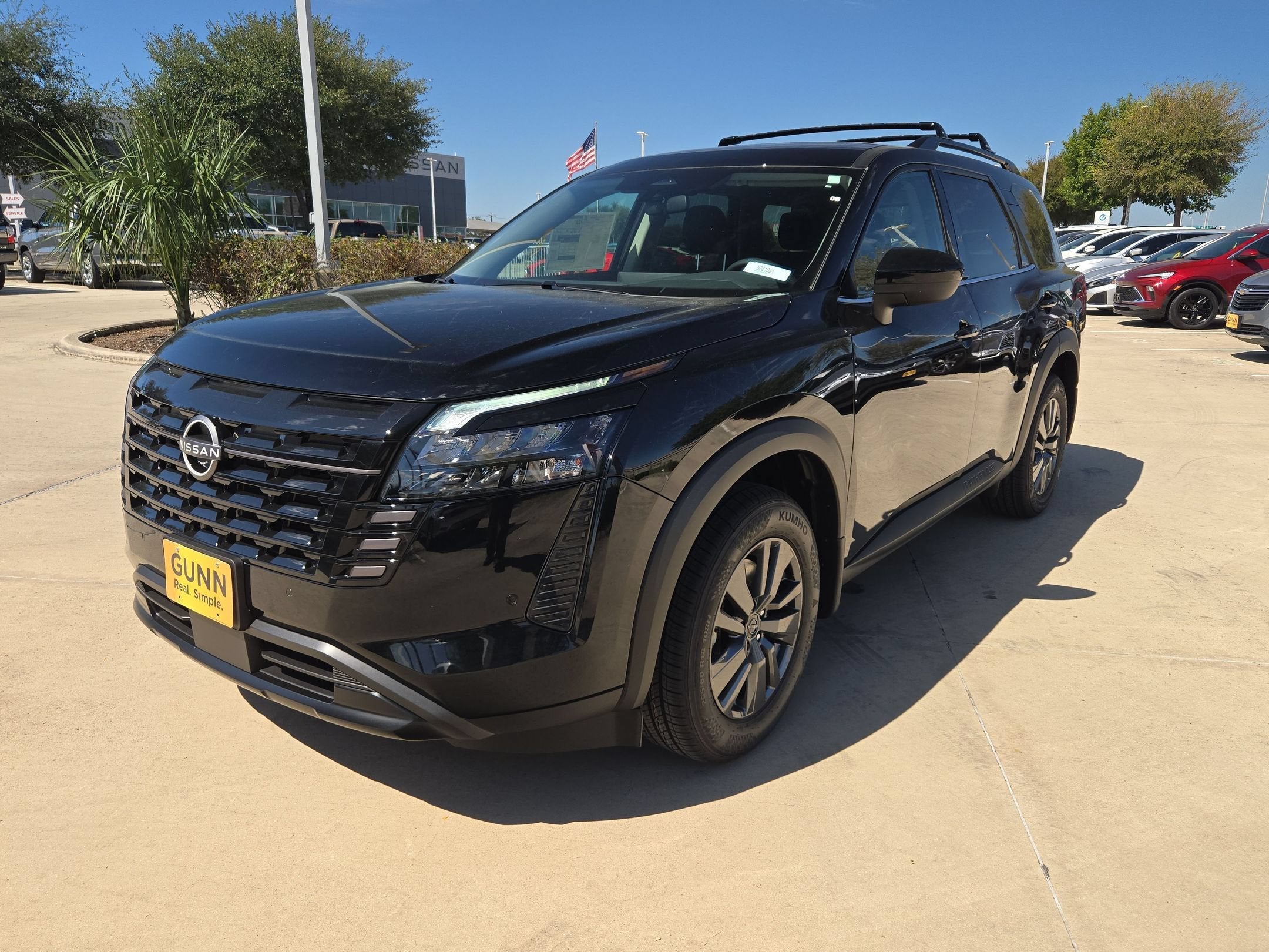 2026 Nissan Pathfinder SV
