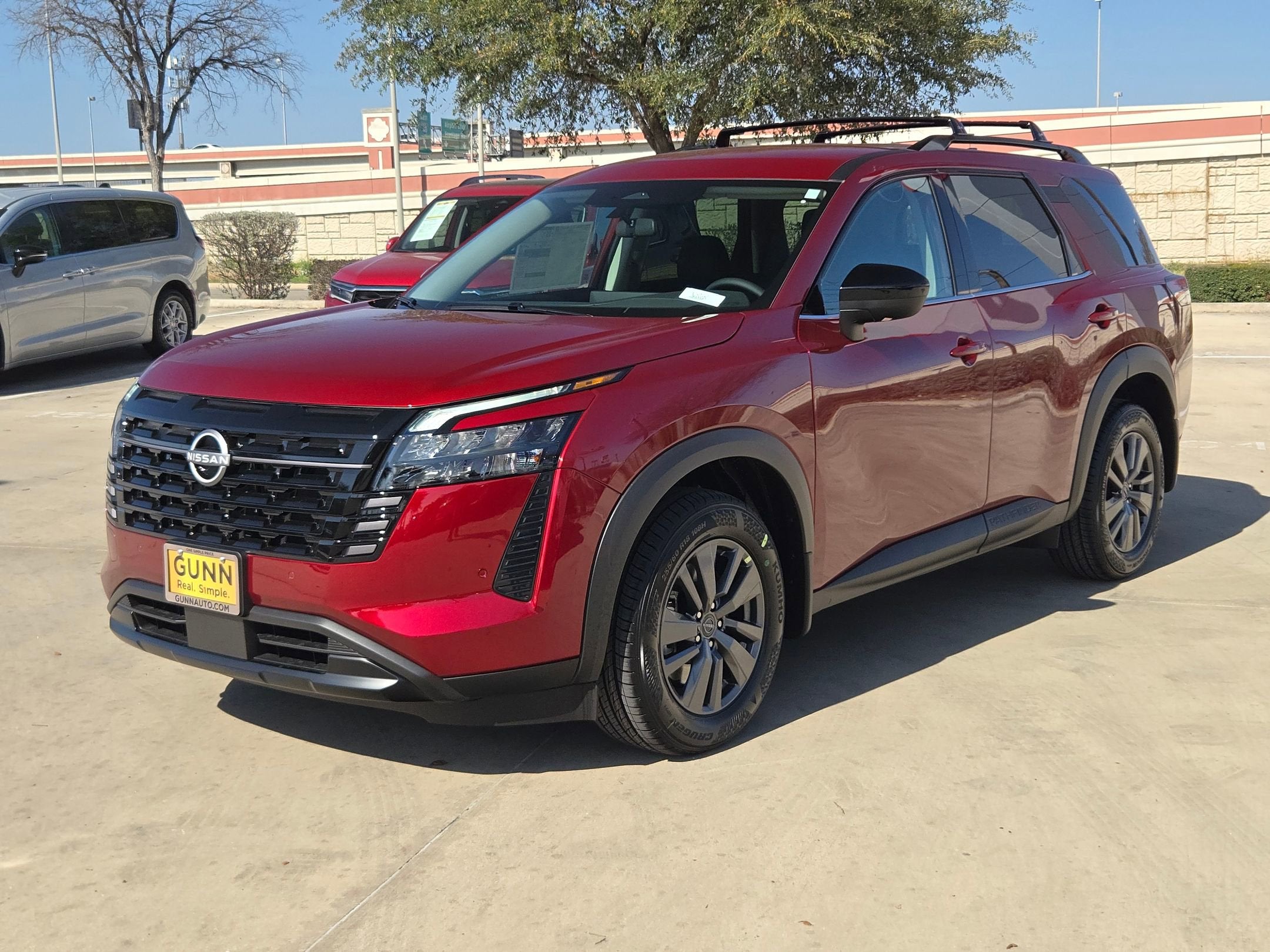 2026 Nissan Pathfinder SV