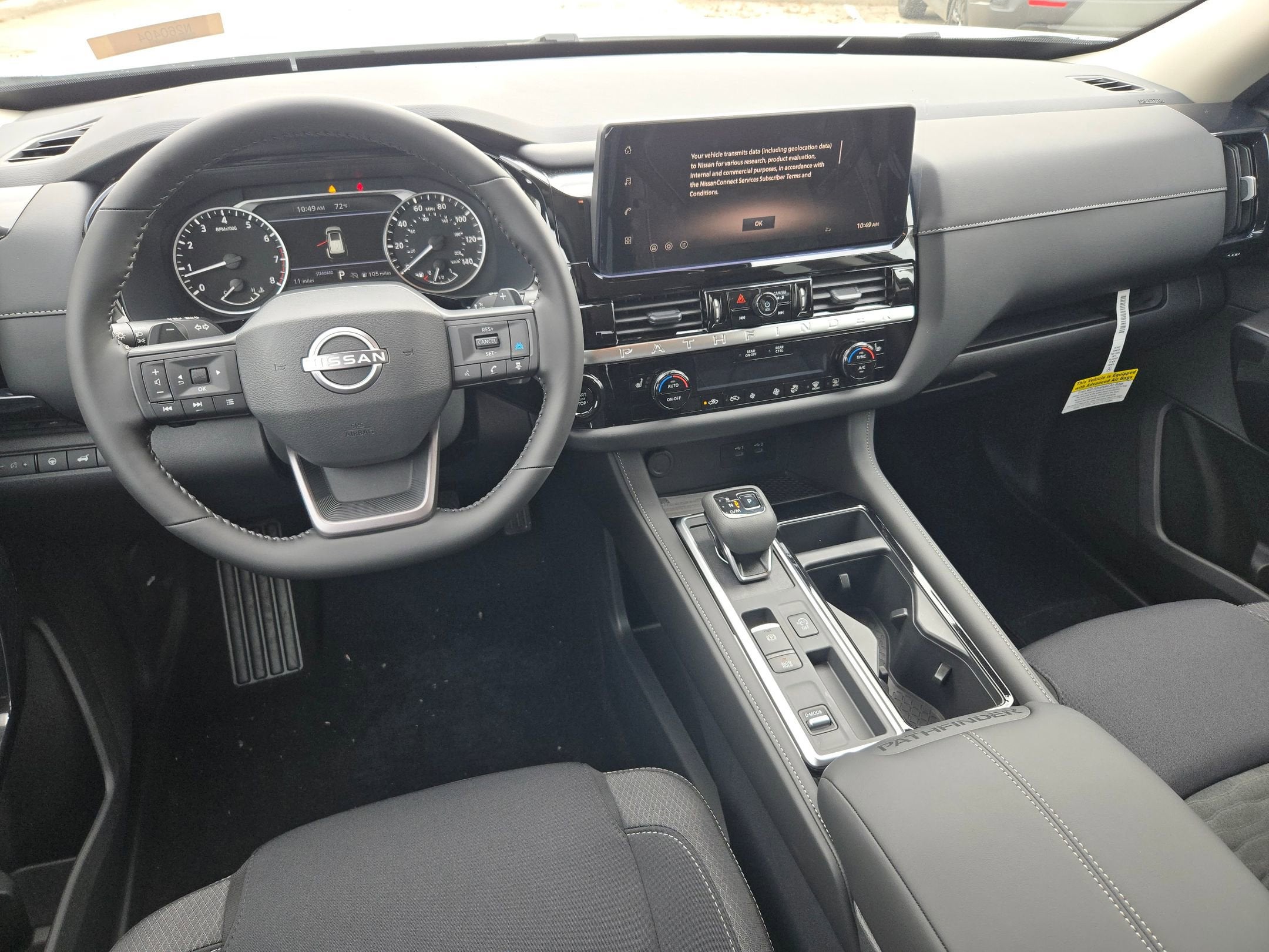 2026 Nissan Pathfinder SV