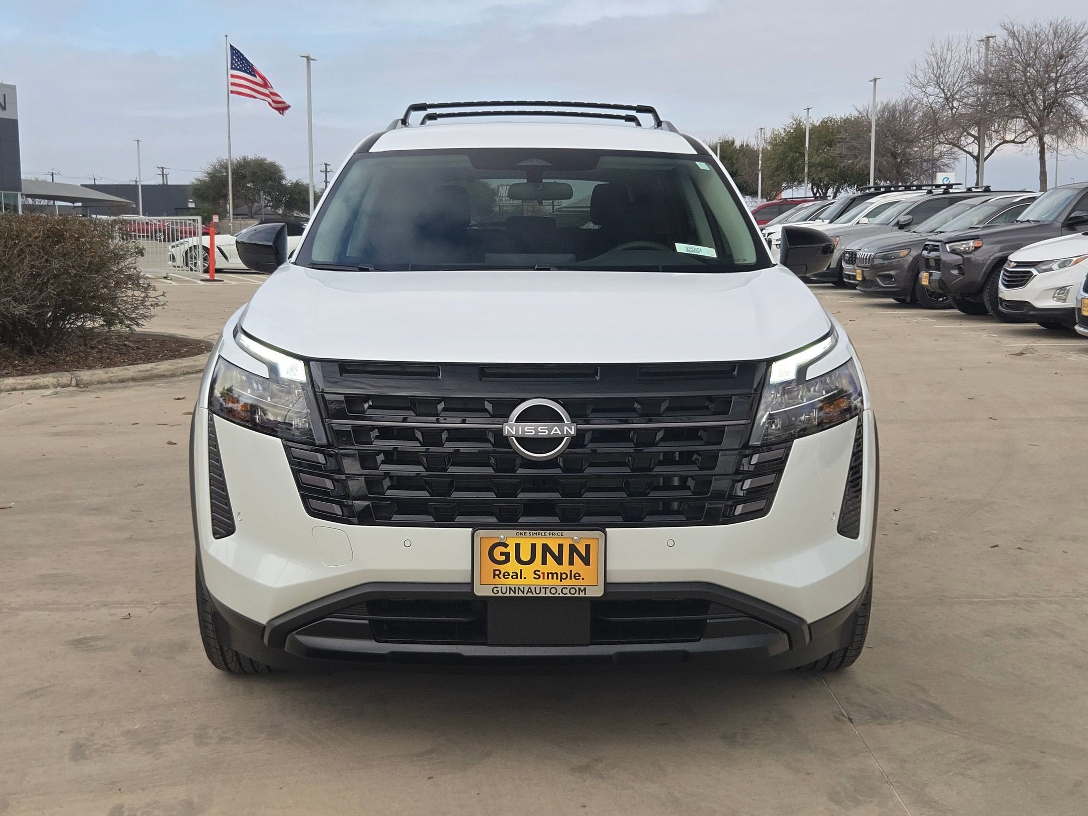 2026 Nissan Pathfinder SV