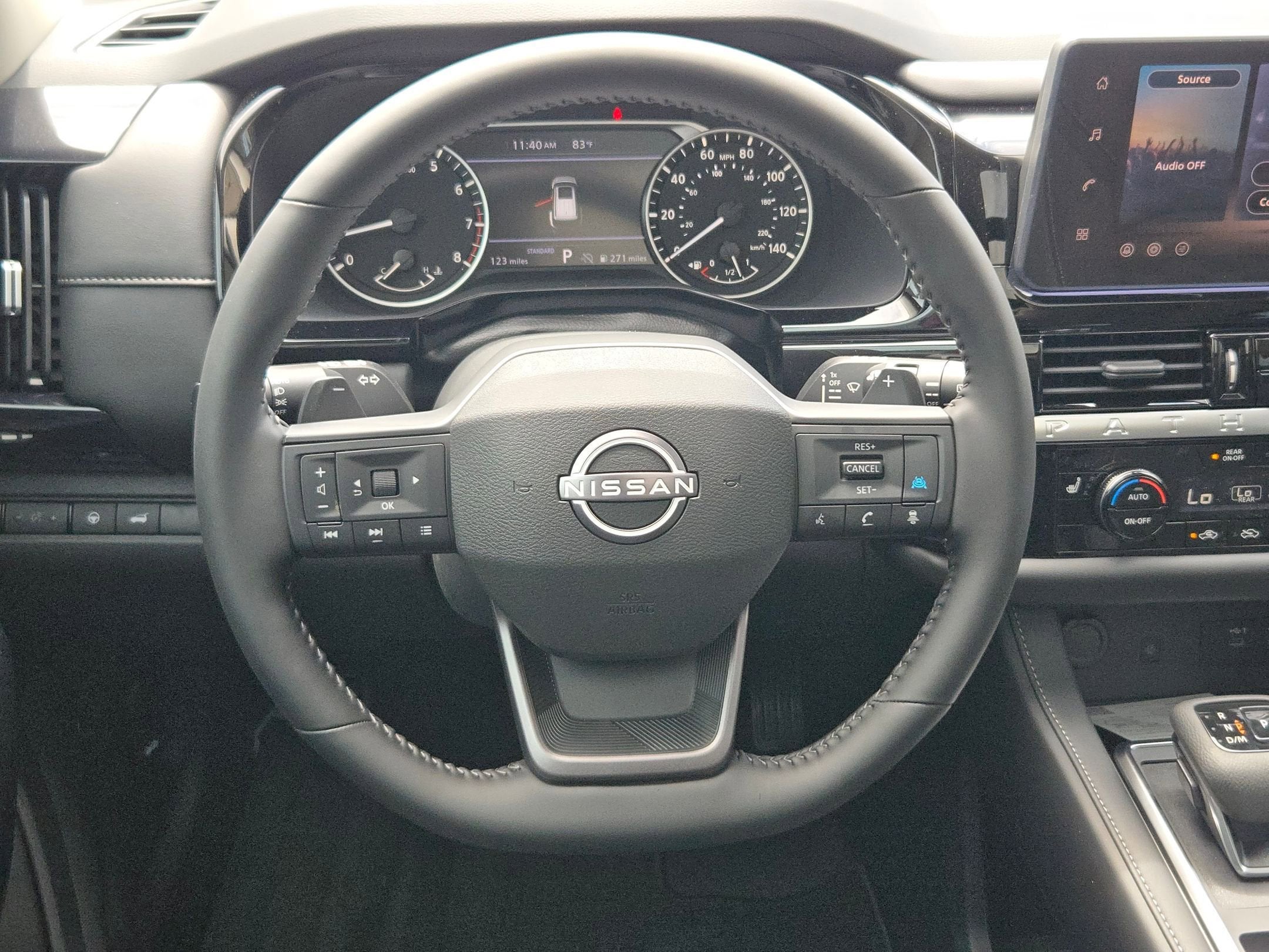 2026 Nissan Pathfinder SV