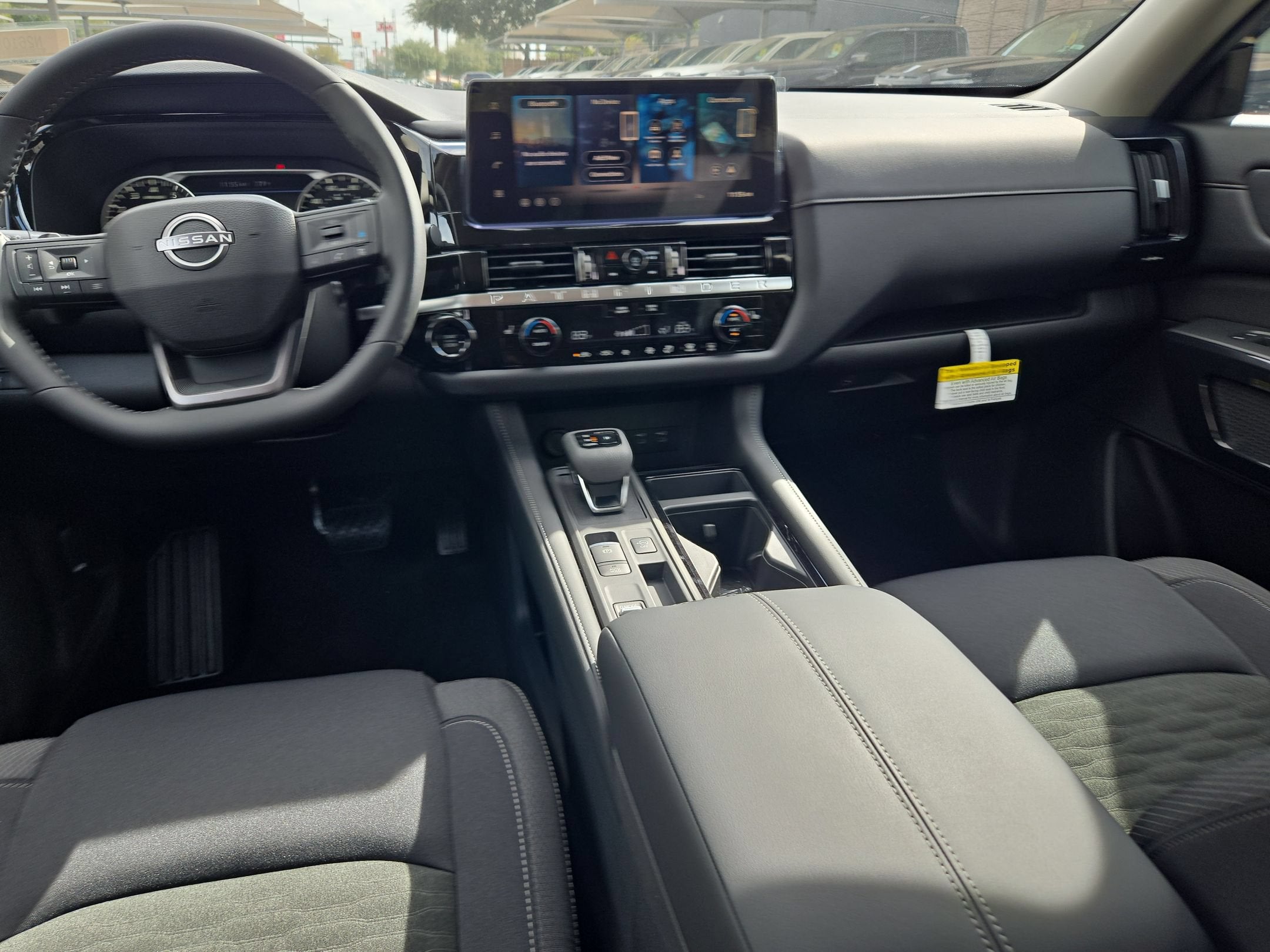 2026 Nissan Pathfinder SV