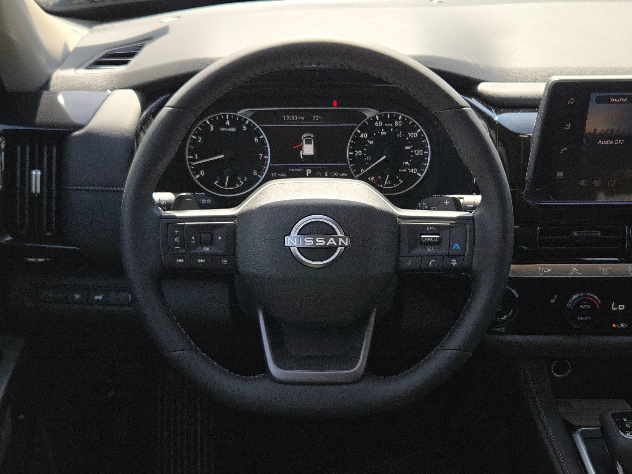 2026 Nissan Pathfinder SV