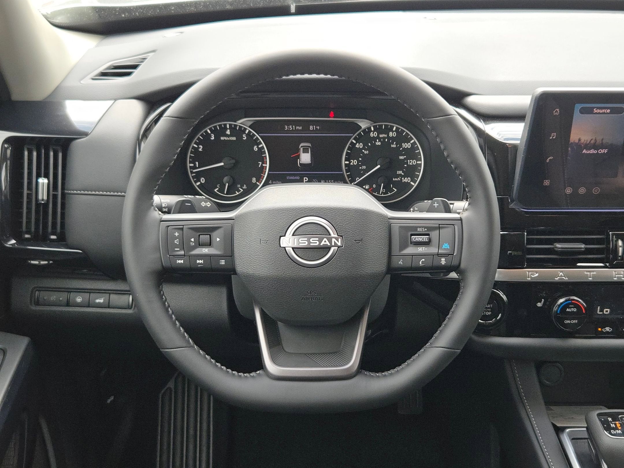 2026 Nissan Pathfinder SV