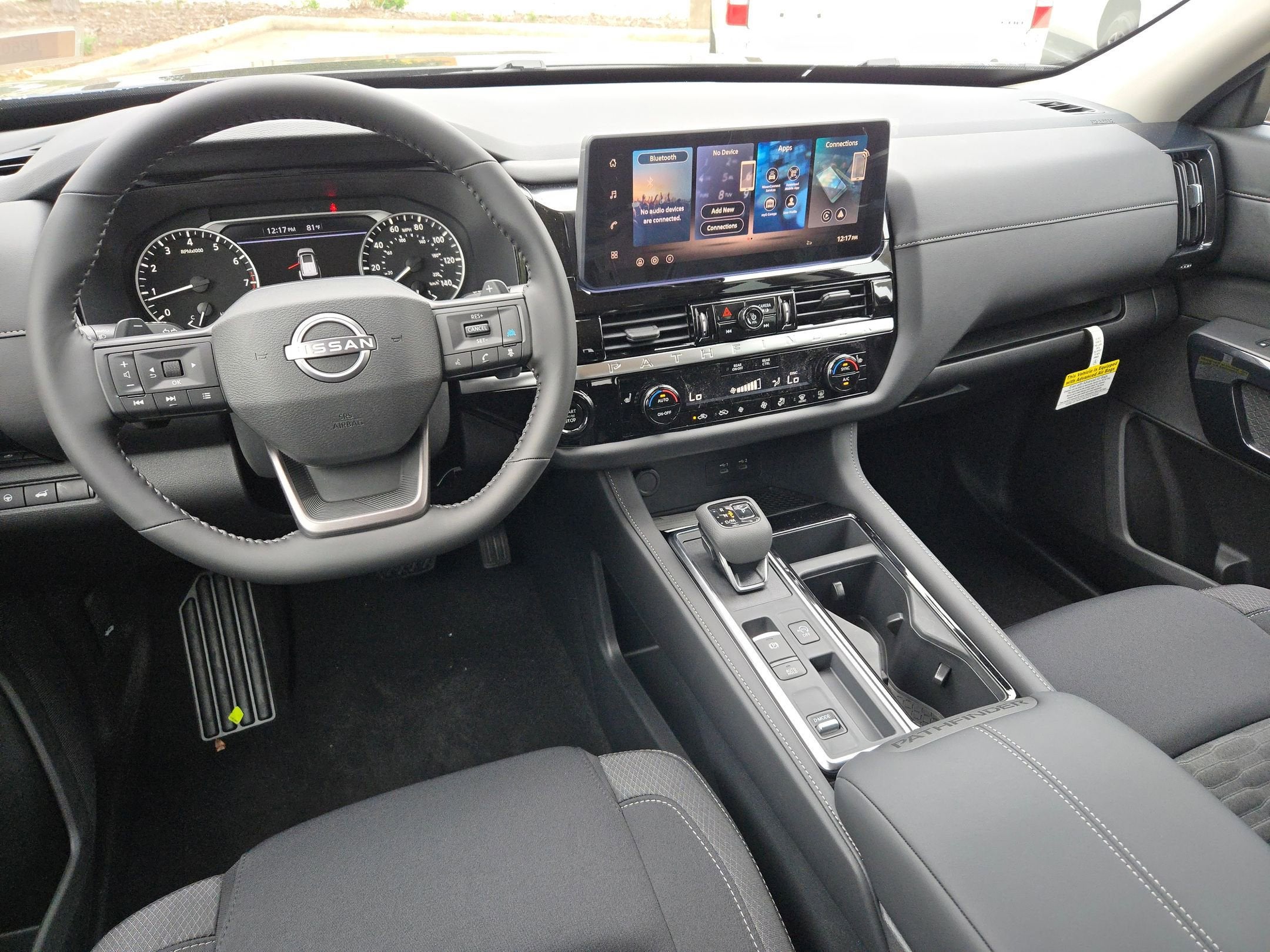 2026 Nissan Pathfinder SV