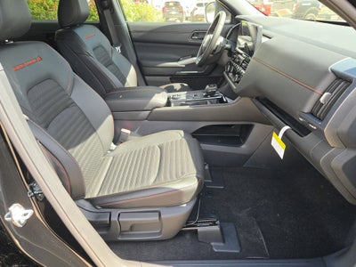 2026 Nissan Pathfinder Rock Creek®