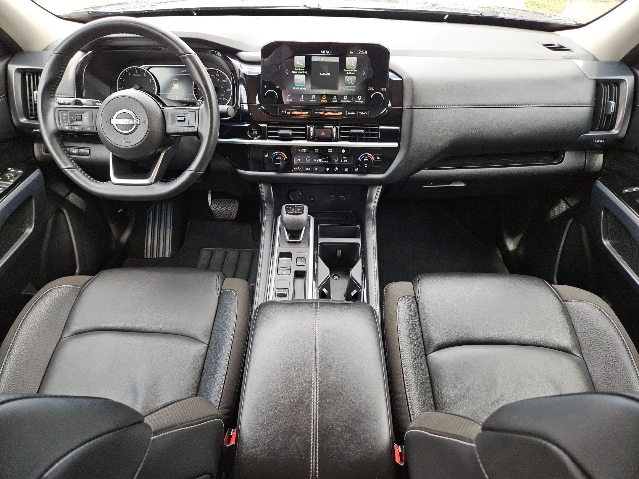 2025 Nissan Pathfinder SL