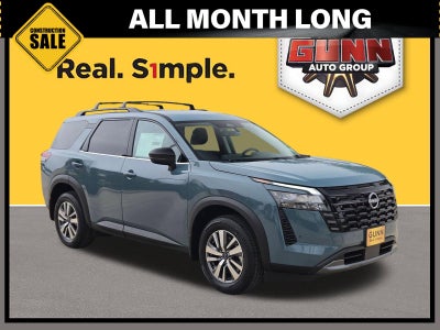 2026 Nissan Pathfinder SL