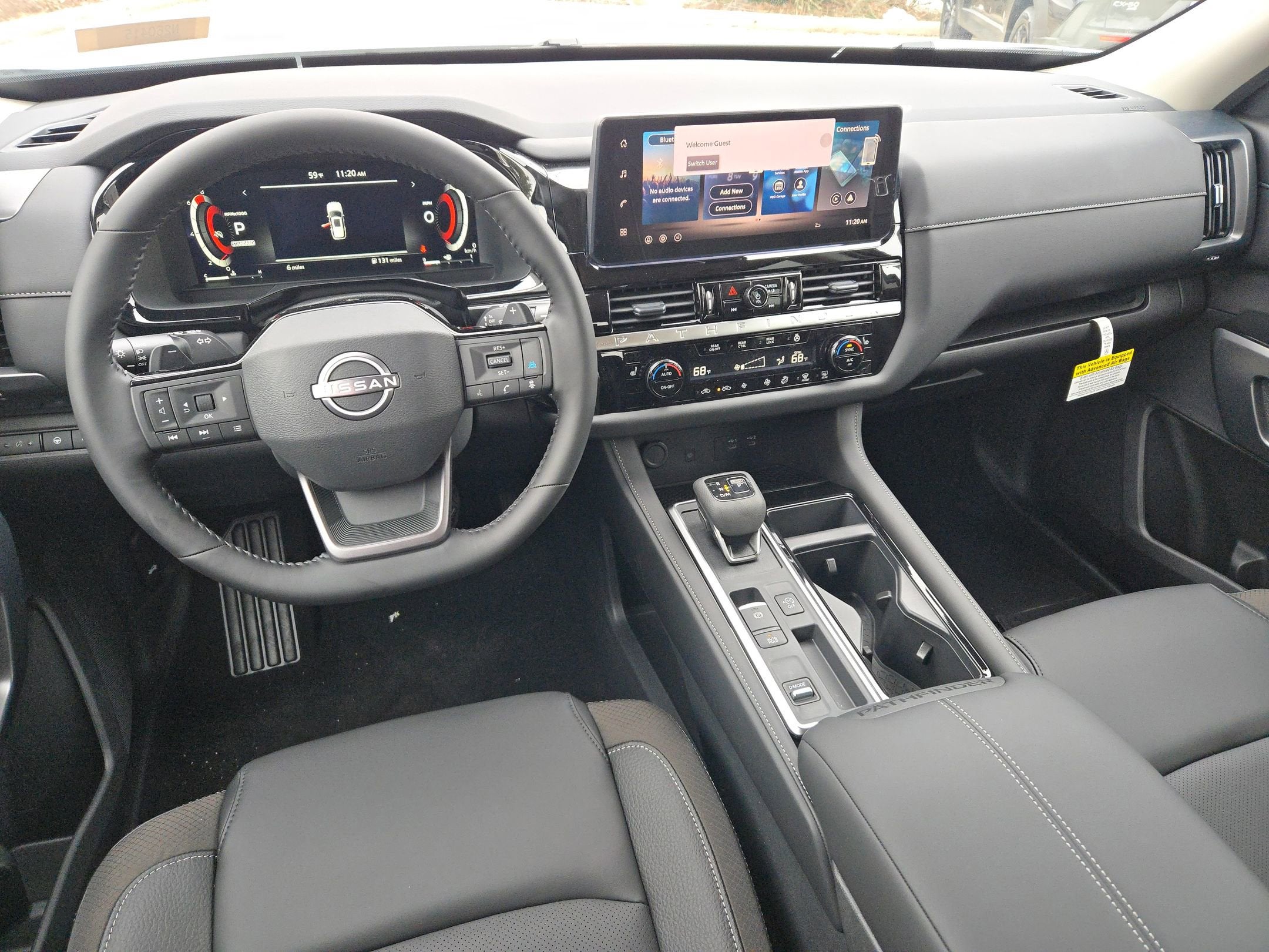 2026 Nissan Pathfinder SL