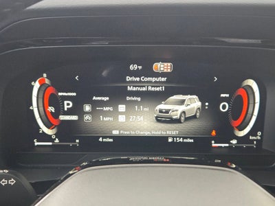 2026 Nissan Pathfinder SL