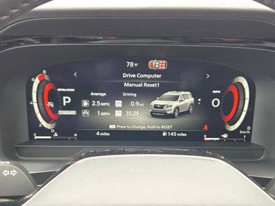 2026 Nissan Pathfinder SL