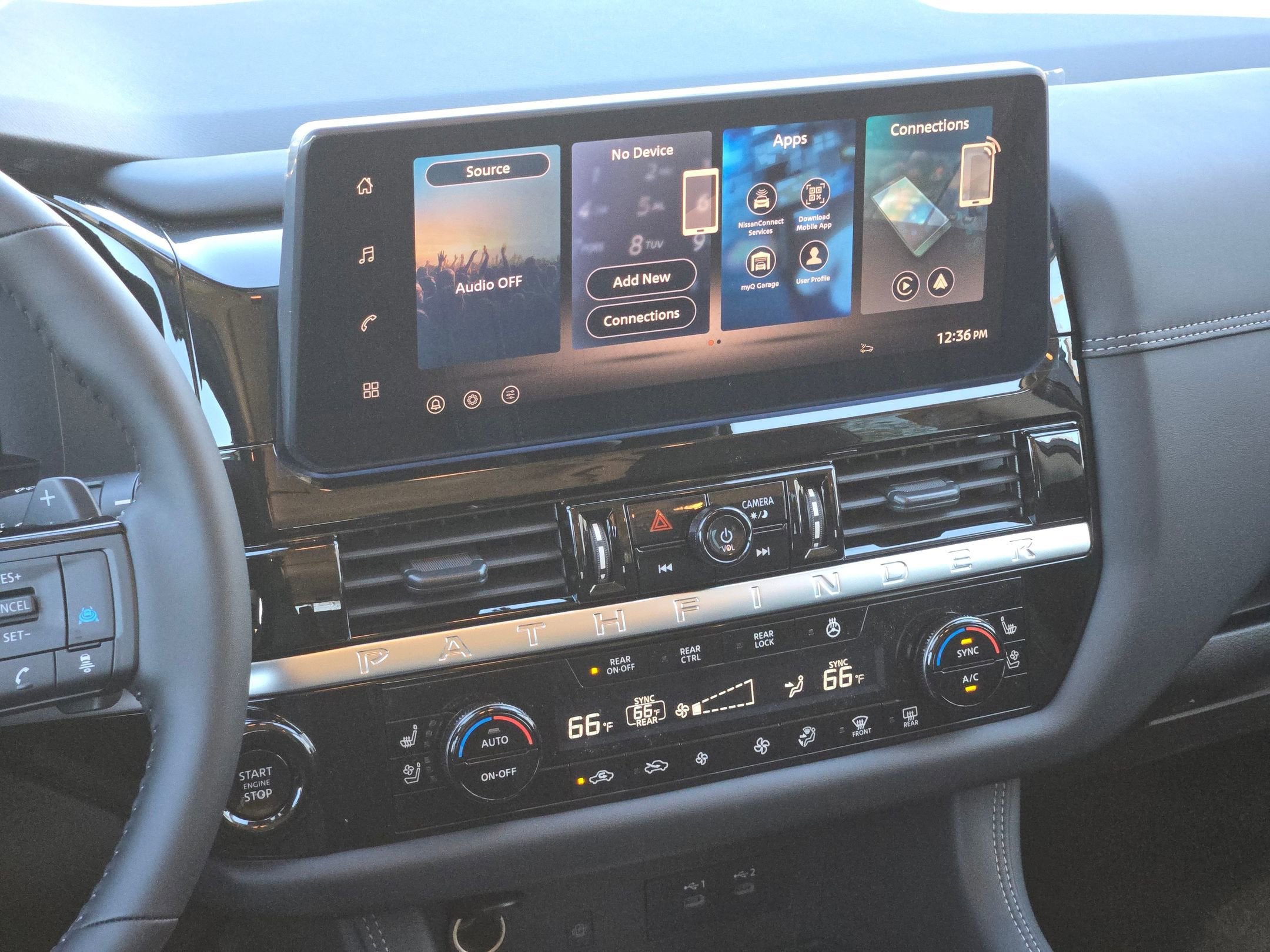 2026 Nissan Pathfinder Platinum