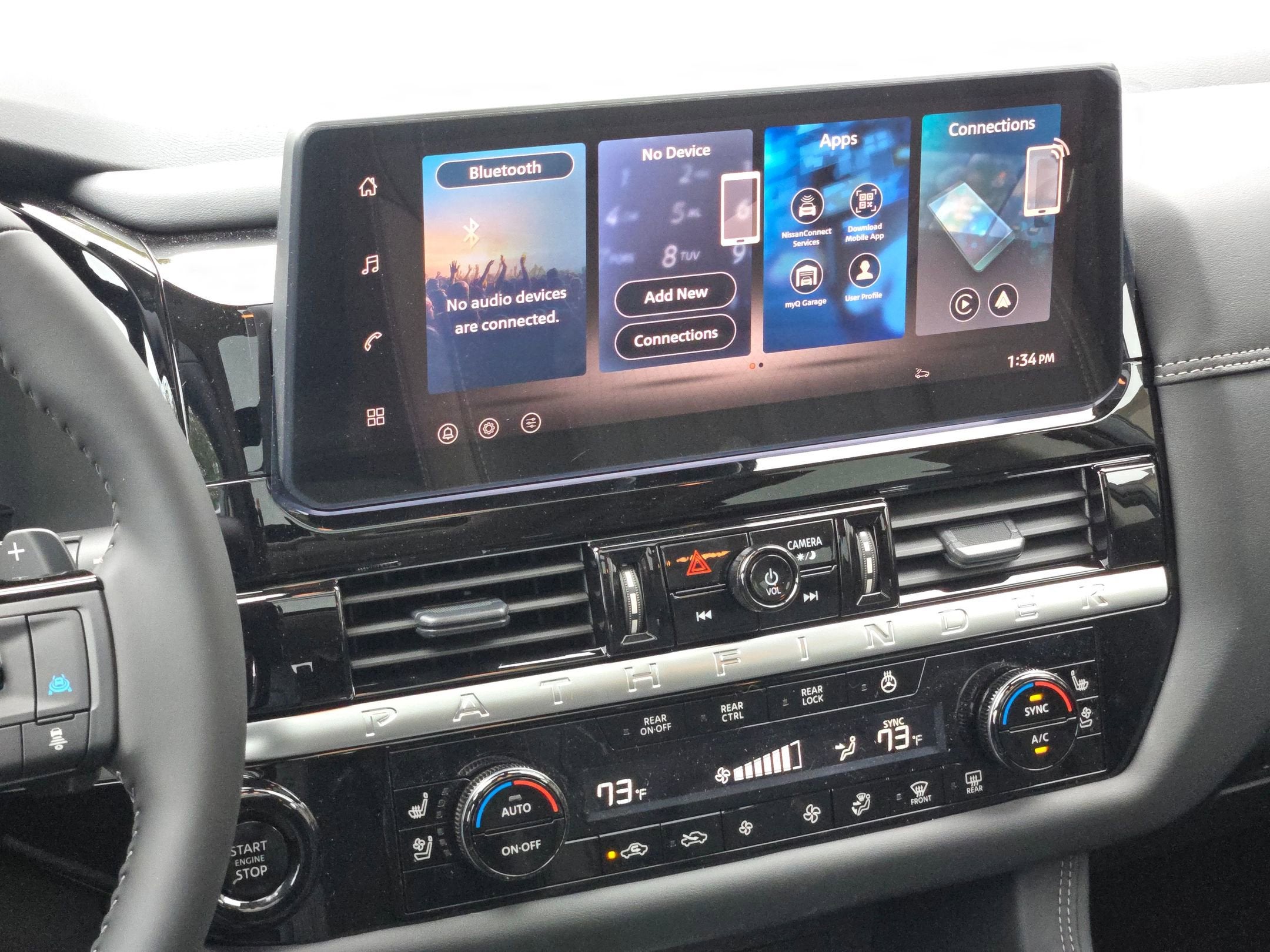 2026 Nissan Pathfinder Platinum